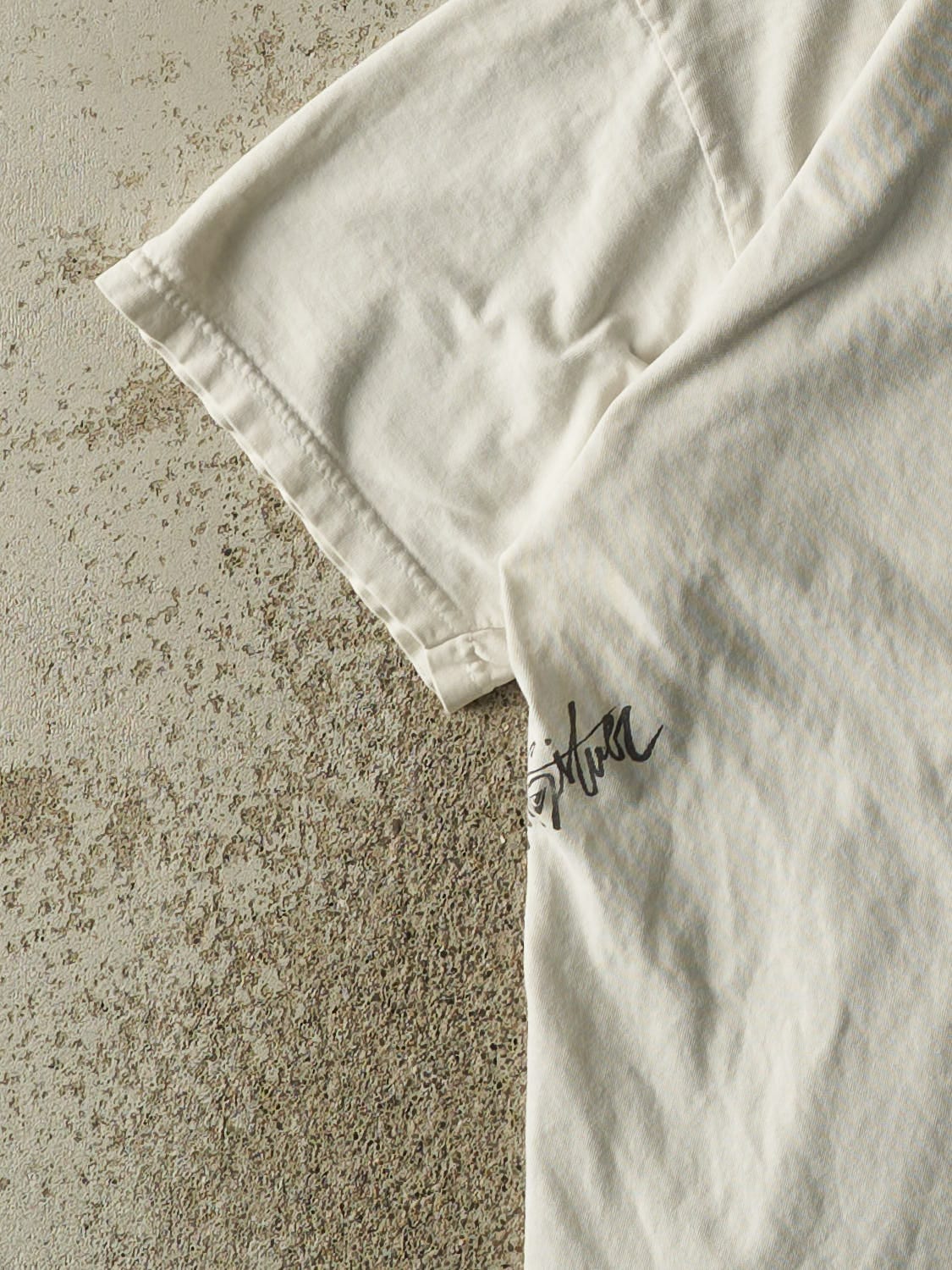Vintage Y2K White Quiksilver Tee (L/XL)