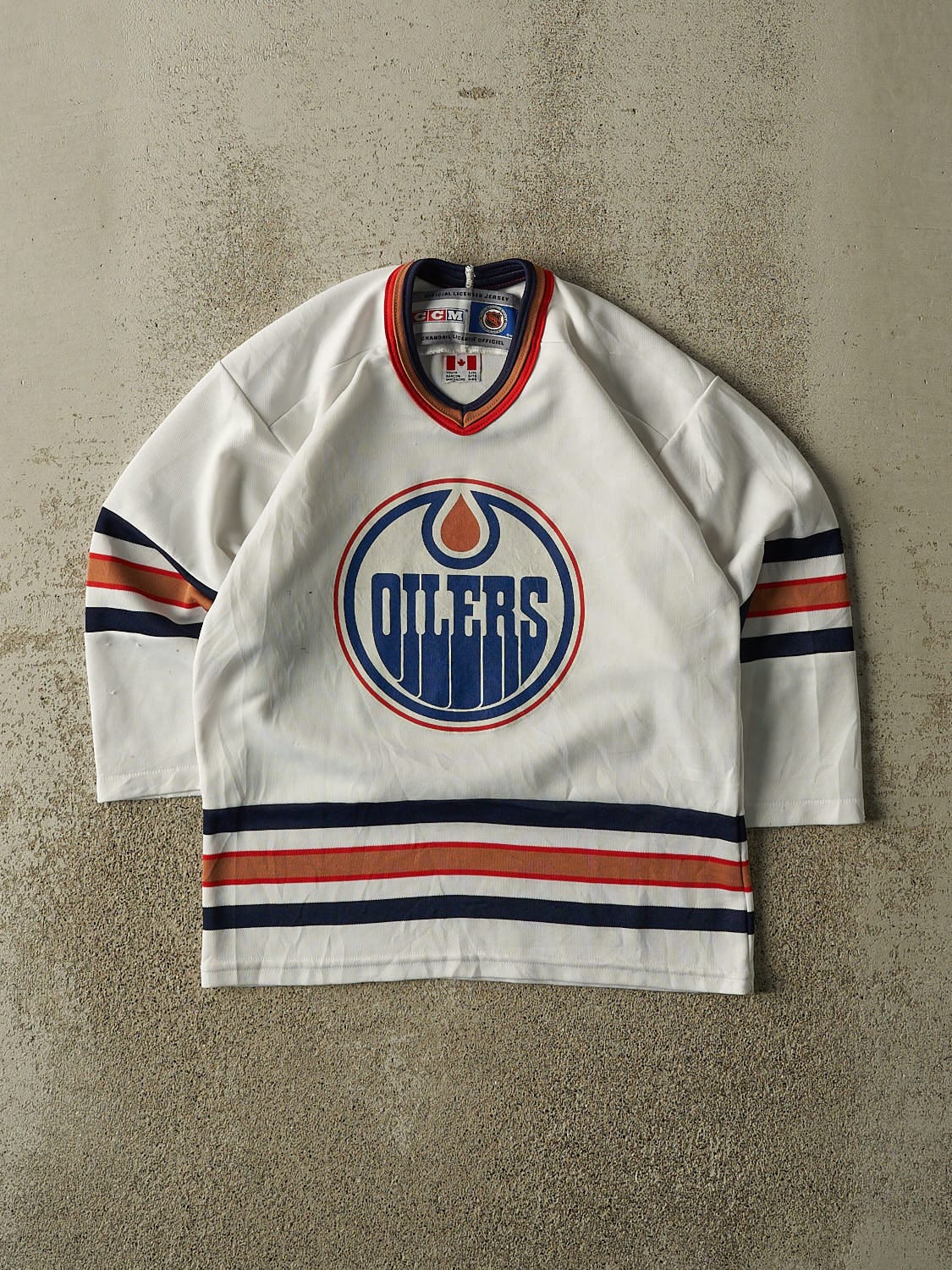 Vintage Y2K White Edmonton Oilers Hockey Jersey (S)