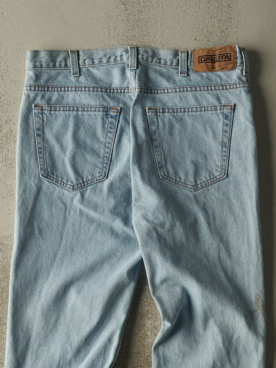 Vintage Y2K Light Wash Dakota Jeans (34x32)