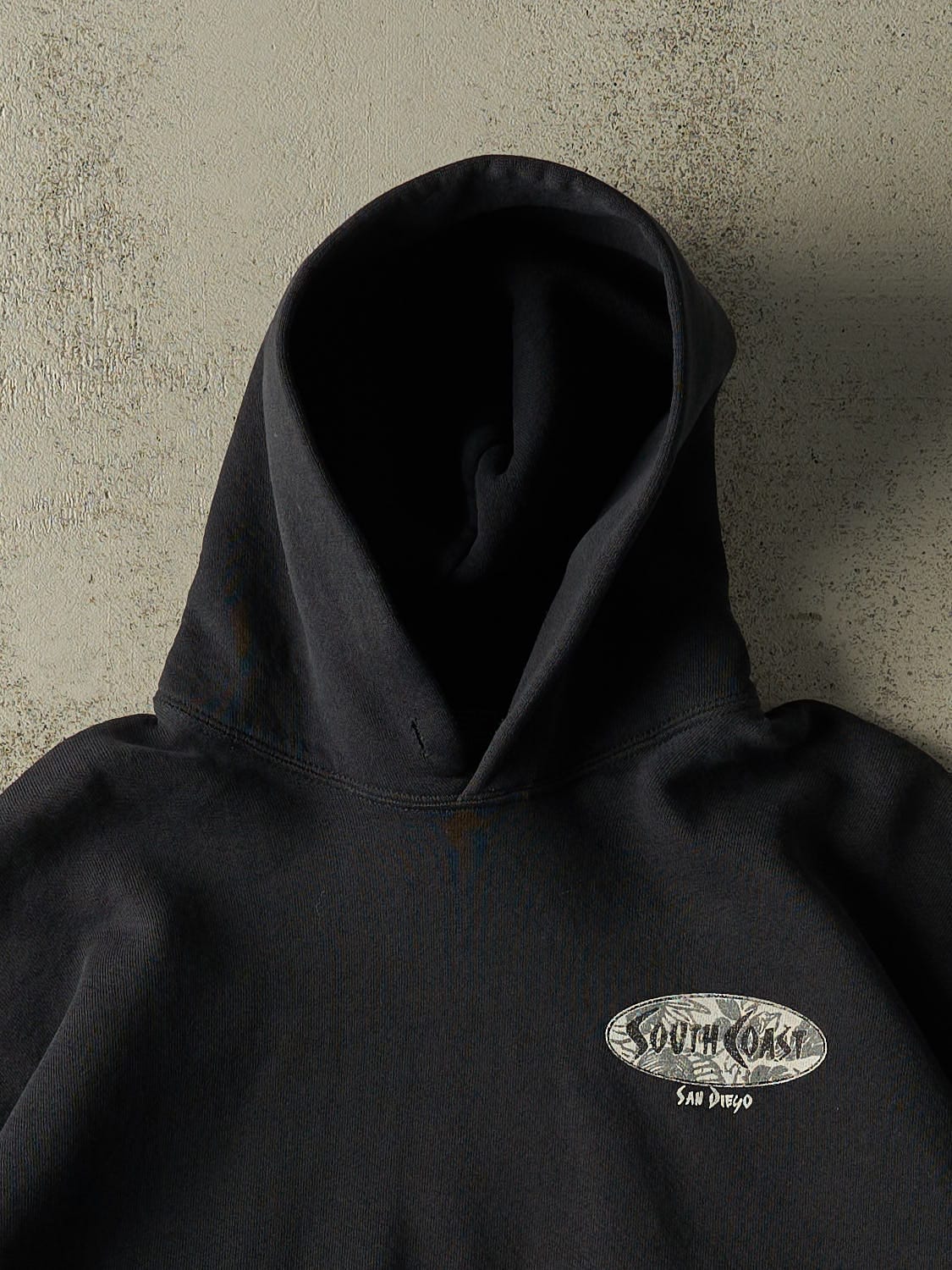 Vintage 90s Black San Diego South Coast Surf Boxy Hoodie (M/L)