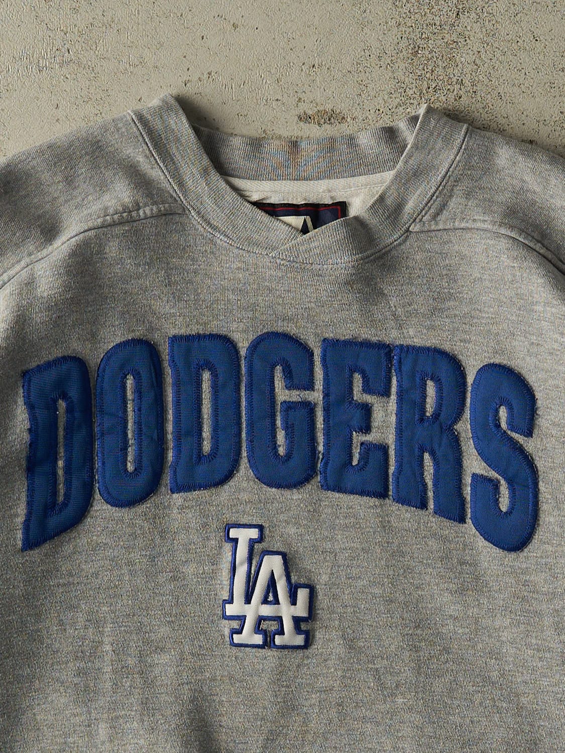 Vintage 90s Grey Los Angeles Dodgers Starter Embroidered Crewneck (L/XL)
