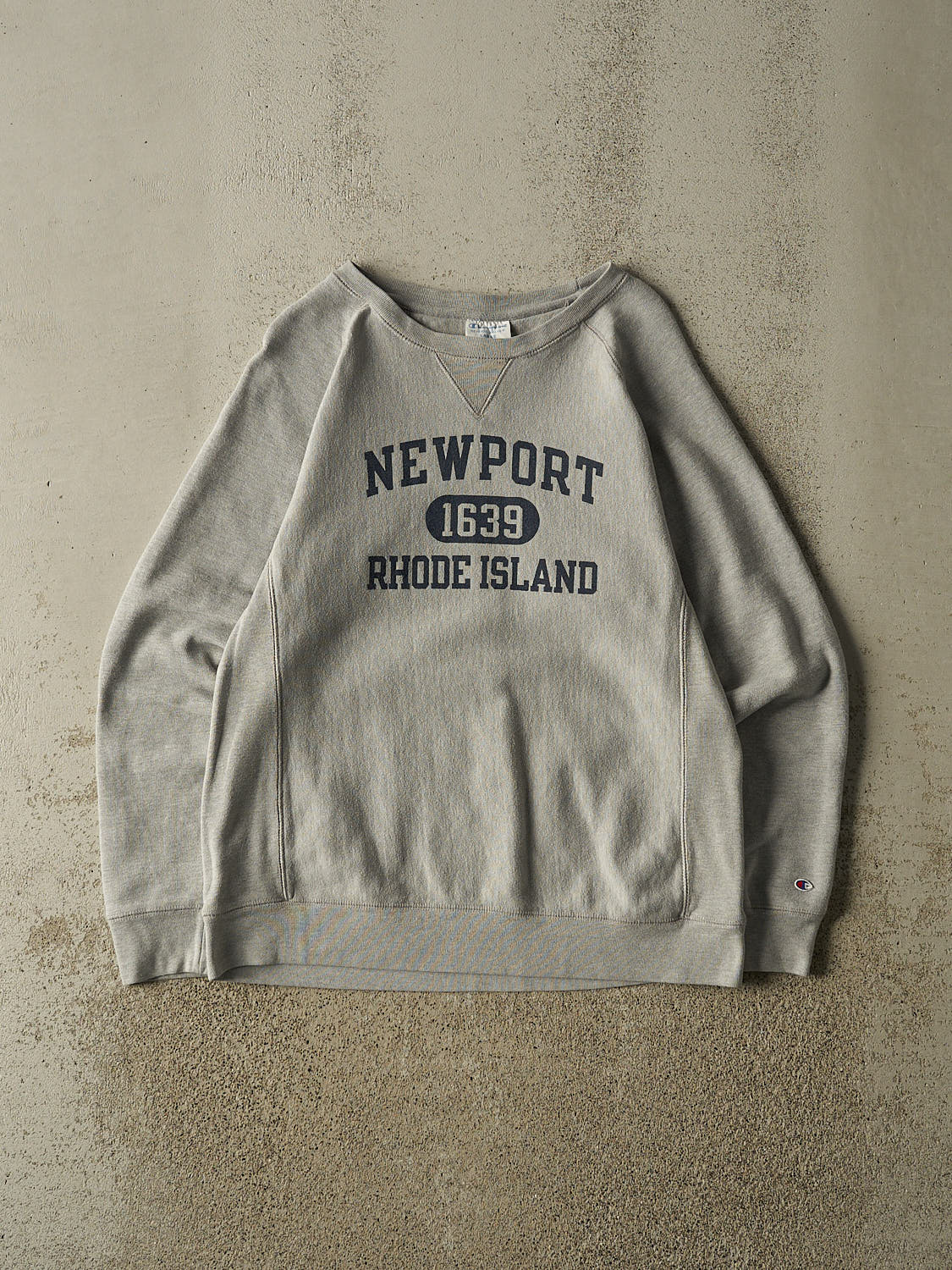 Vintage Y2K Grey Champion Reverse Weave Newport Rhode Island Crewneck (S/M)