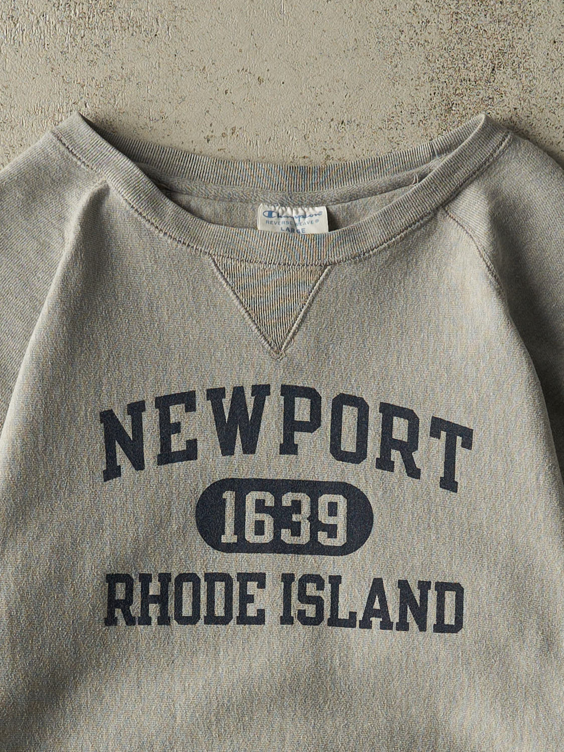 Vintage Y2K Grey Champion Reverse Weave Newport Rhode Island Crewneck (S/M)