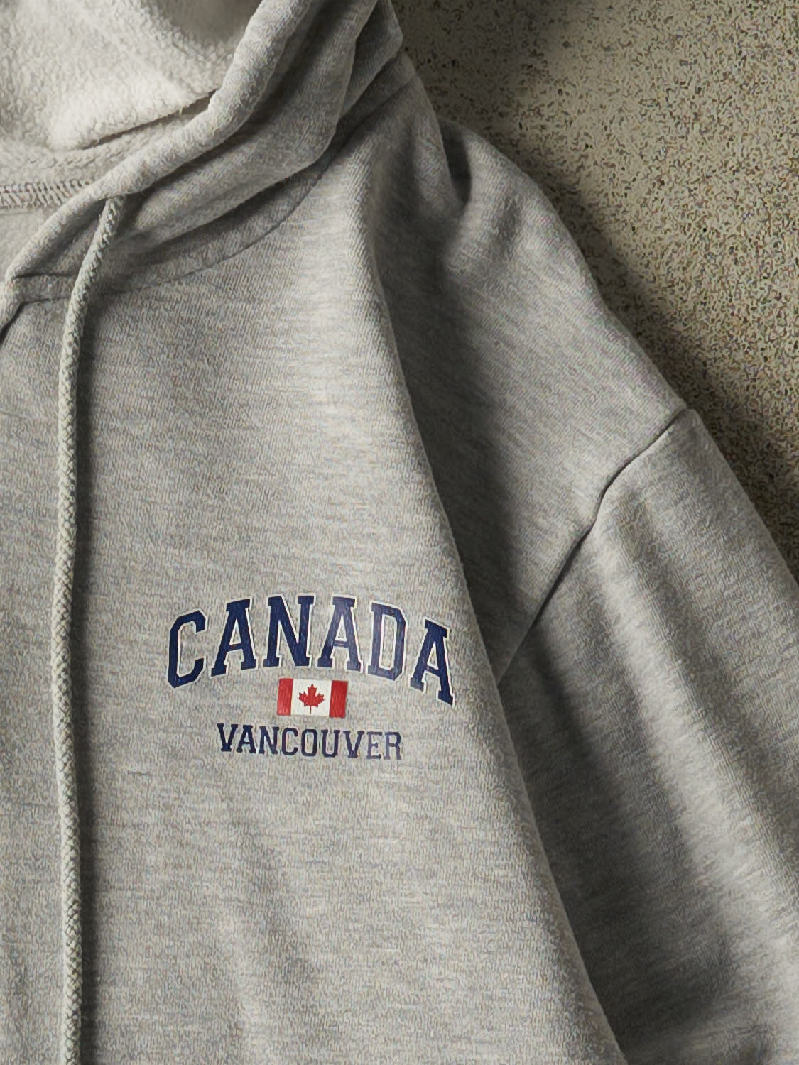 Vintage Y2K Grey Vancouver Canada Zip Up Hoodie (XS)