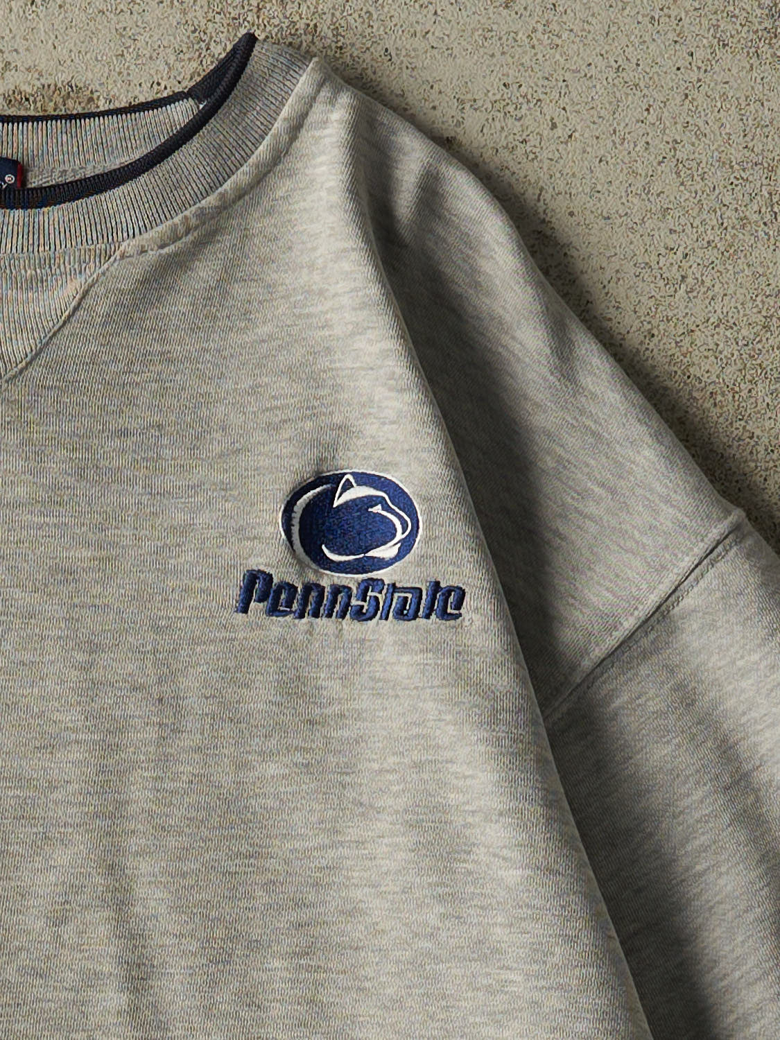 Vintage Y2K Grey Penn State University Crewneck (L)