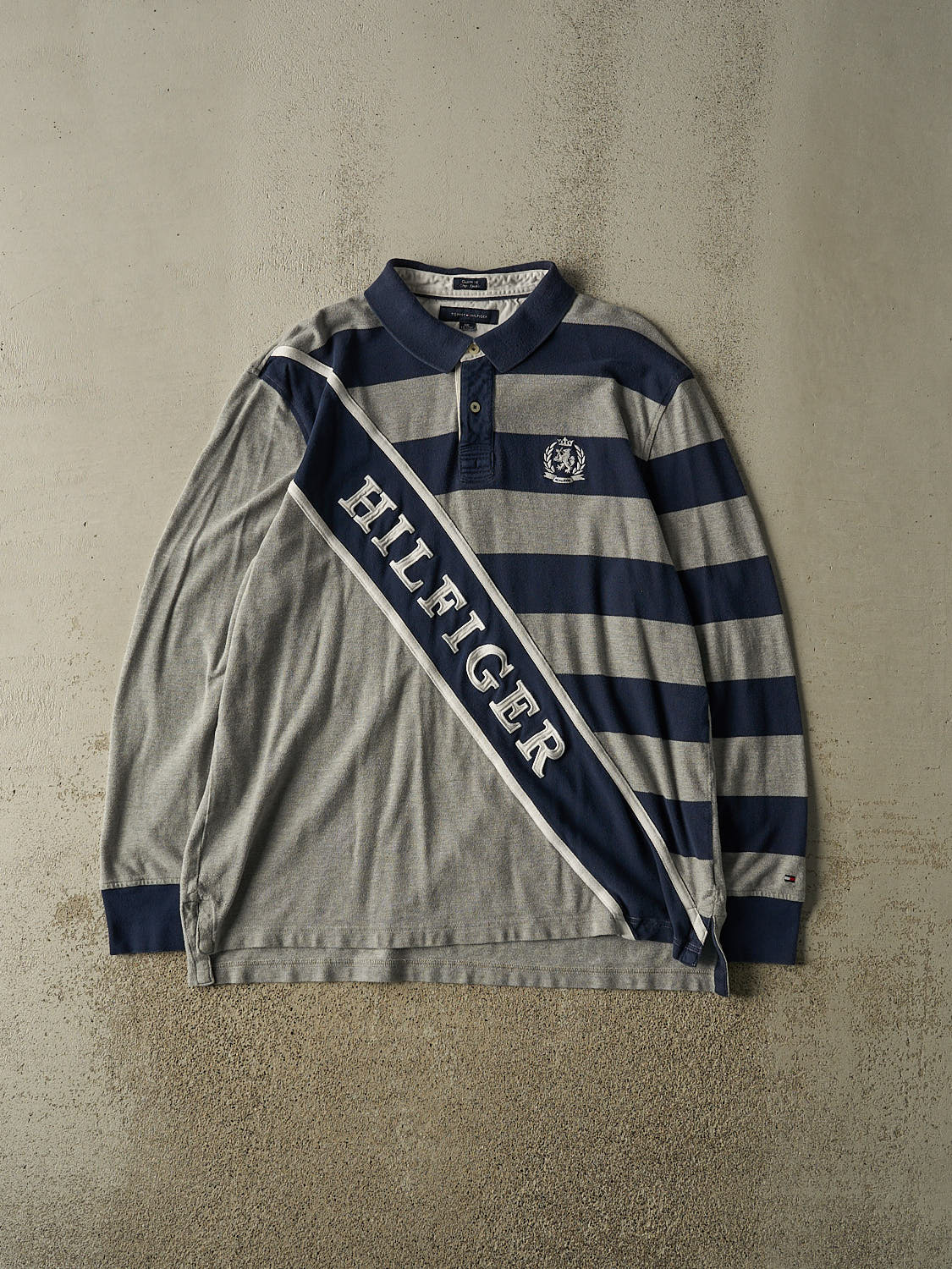 Vintage Y2K Grey Tommy Hilfiger Quarter Button Long Sleeve (XXL)