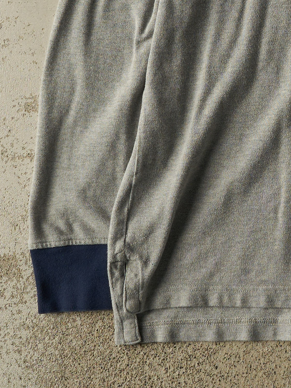 Vintage Y2K Grey Tommy Hilfiger Quarter Button Long Sleeve (XXL)