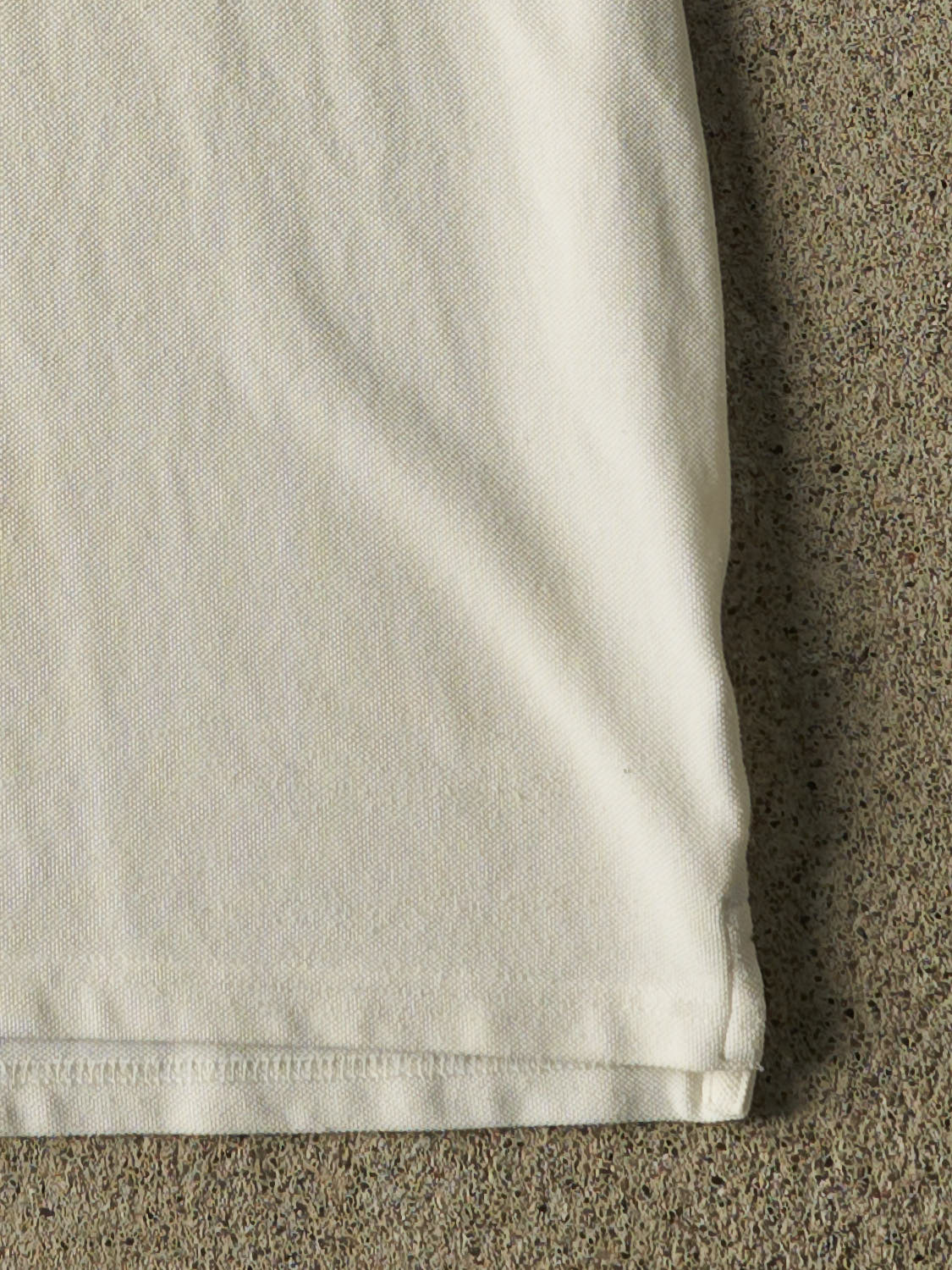 Vintage Y2K White Polo Quarter Button Tee (L/XL)