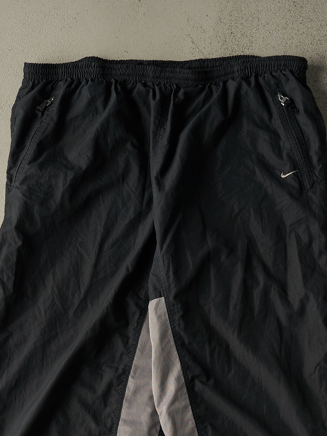 Vintage Y2K Black Nike Track Pants (40x31.5)