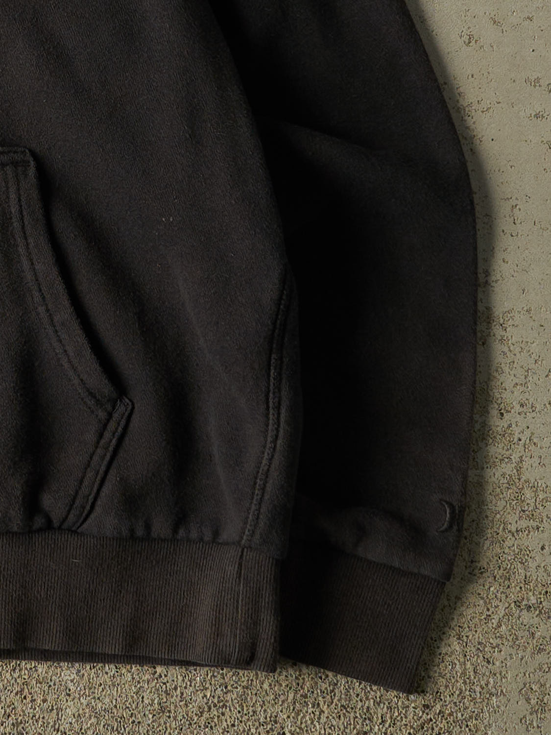Vintage Y2K Black Hurley Logo Hoodie (M)