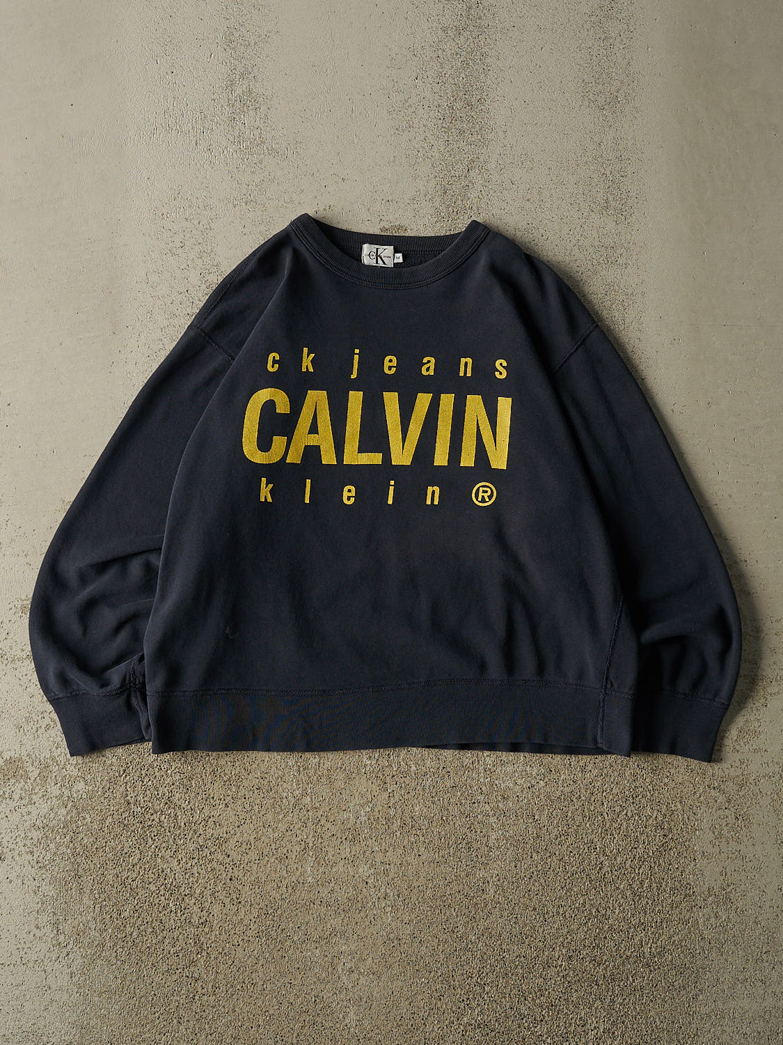 Vintage Y2K Navy Blue Calvin Klein Jeans Logo Crewneck (S/M)