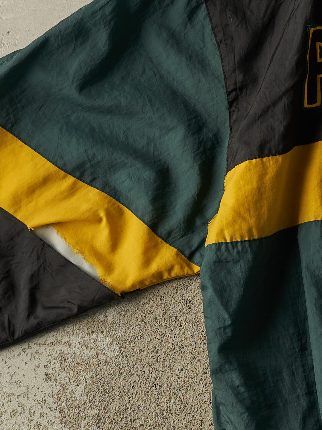 Vintage 90s Green Green Bay Packers Windbreaker Jacket (M/L)