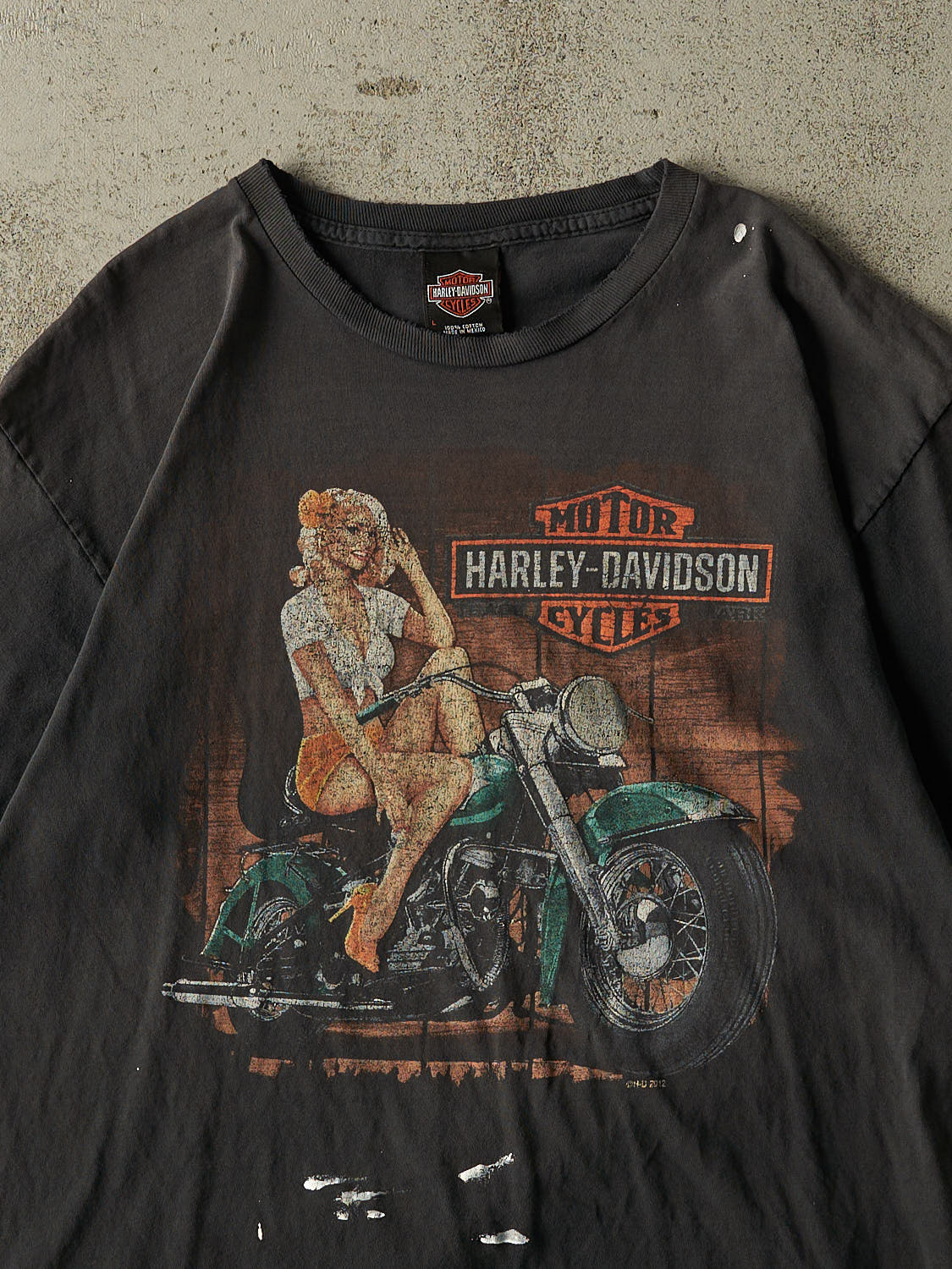 Vintage 12' Faded Black Harley Davidson Saguenay Quebec Tee (M/L)
