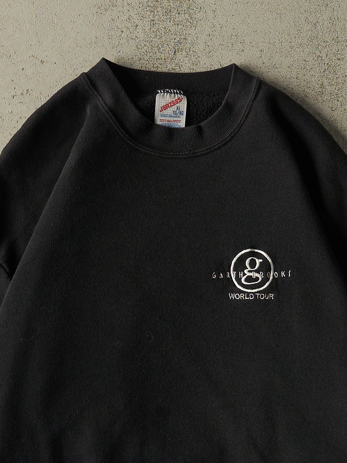 Vintage 90s Black Garth Brooks World Tour Crewneck (M/L)