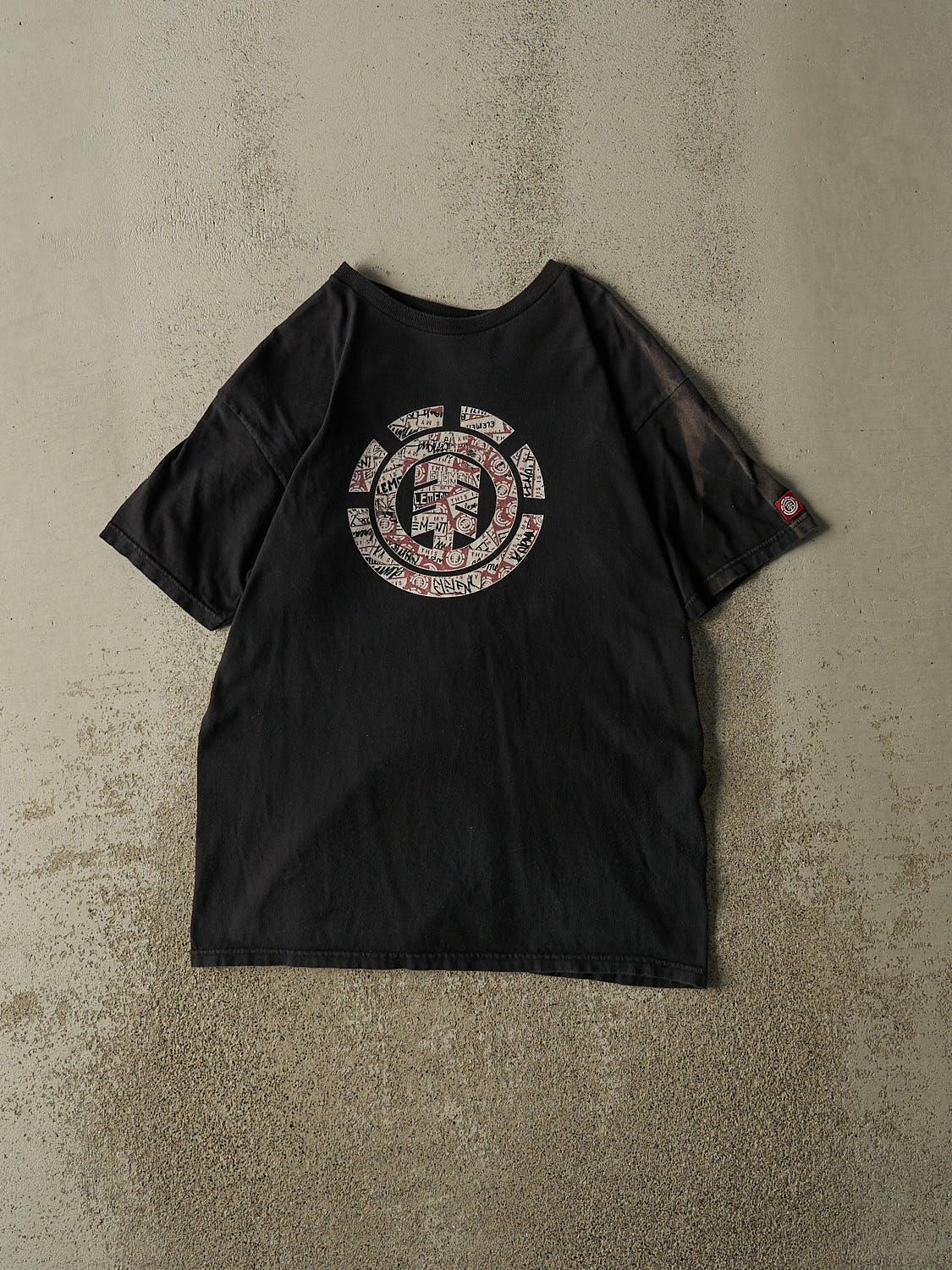 Vintage Y2K Black Element Skateboards Tee (S/M)