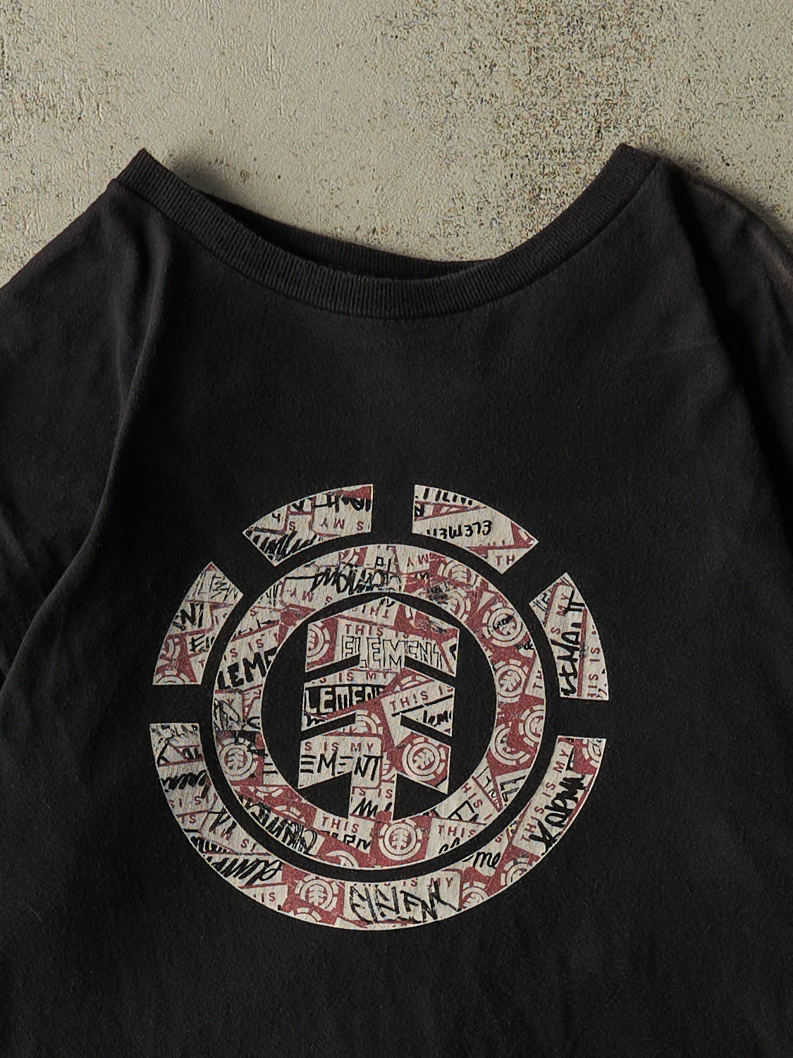 Vintage Y2K Black Element Skateboards Tee (S/M)
