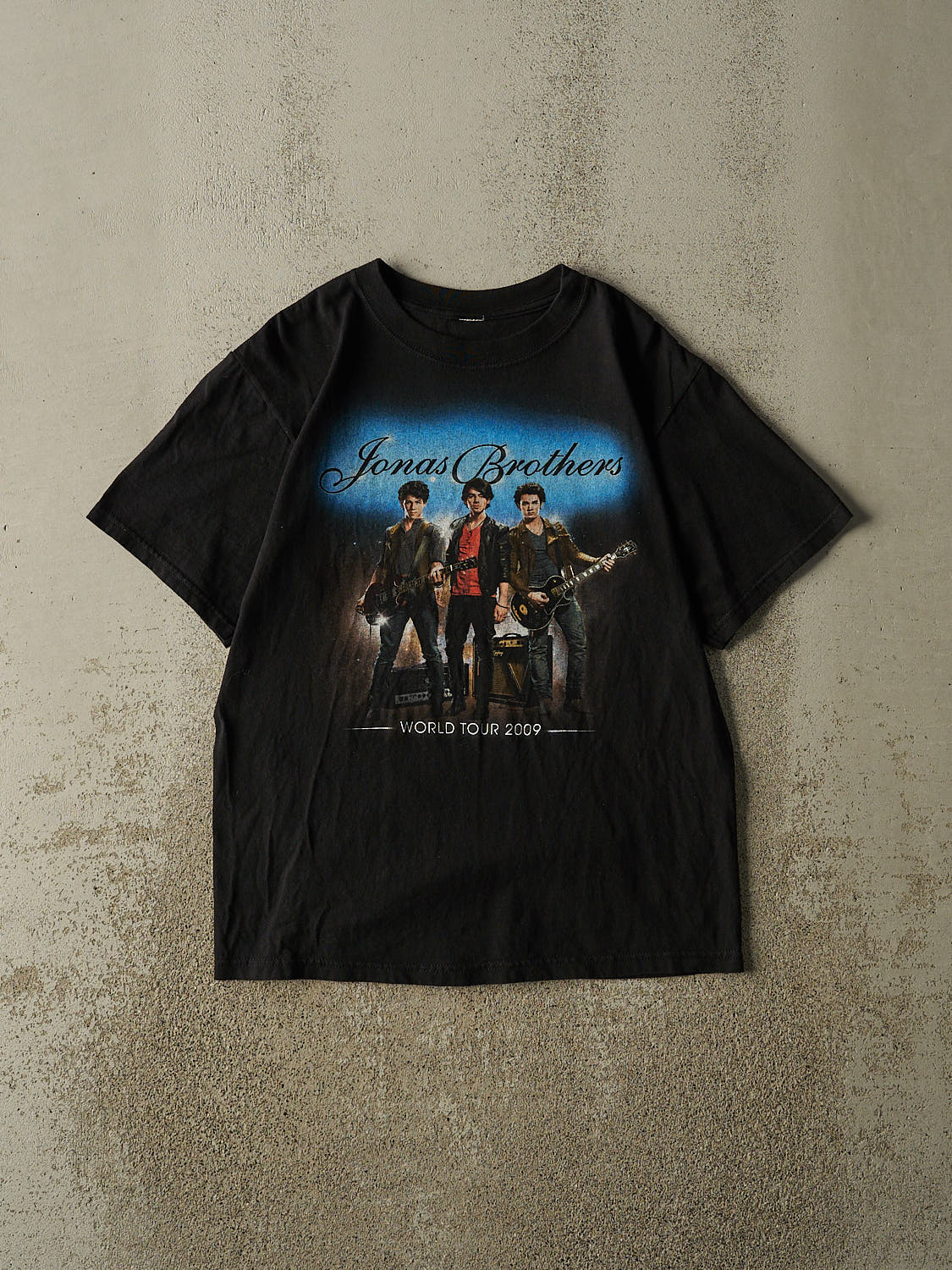Vintage 09' Black Jonas Brothers Tour Tee (S/M)