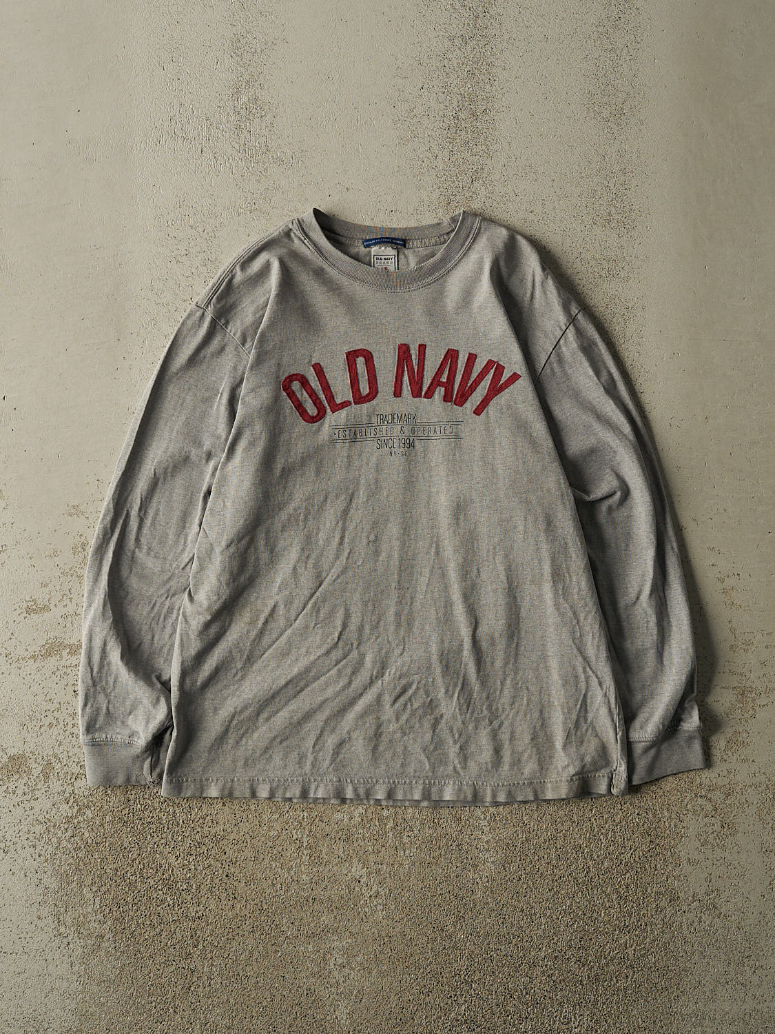 Vintage Y2K Grey Old Navy Embroidered Long Sleeve (M/L)