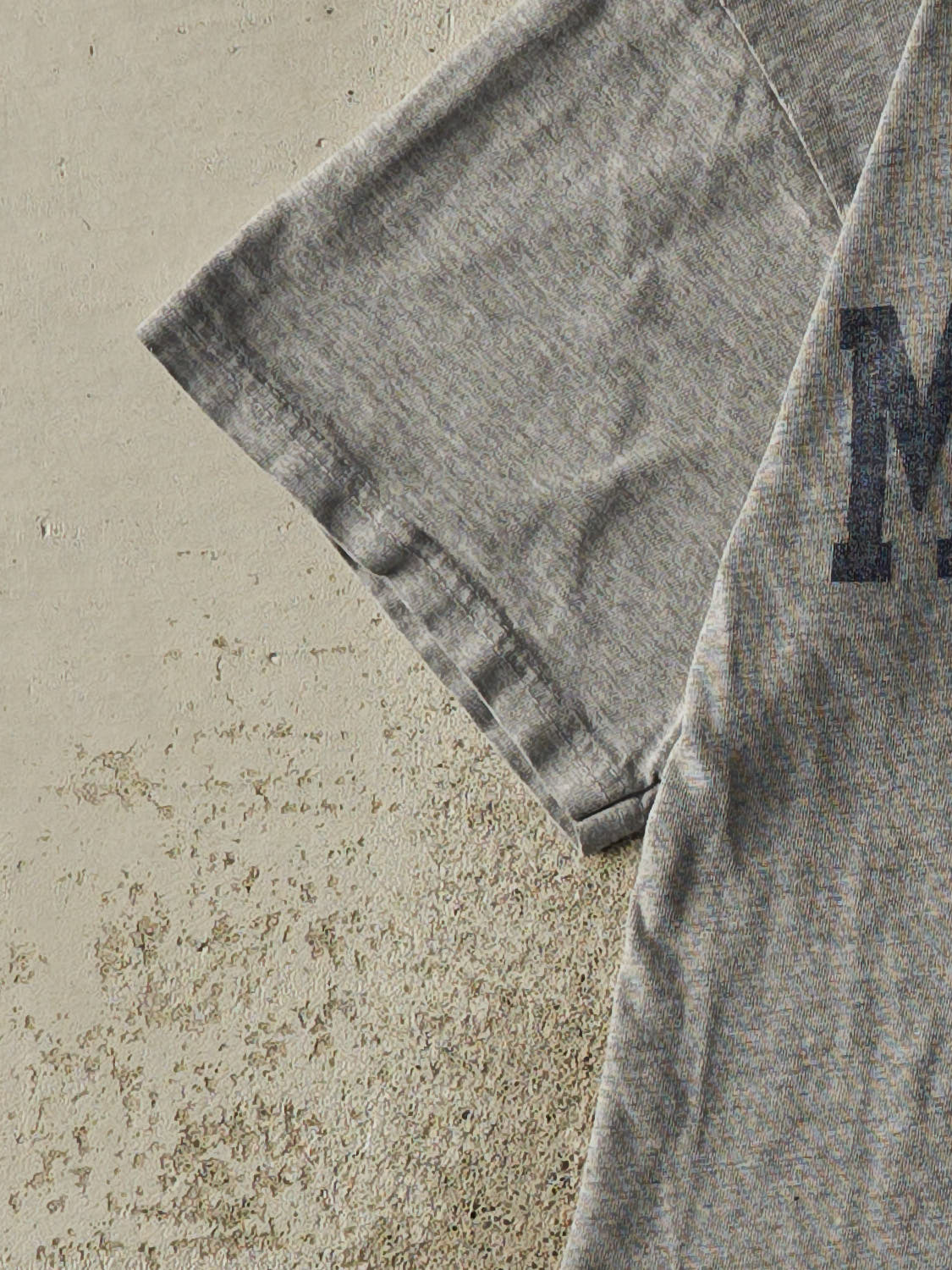 Vintage Y2K Grey University Of Michigan Tee (XS/S)