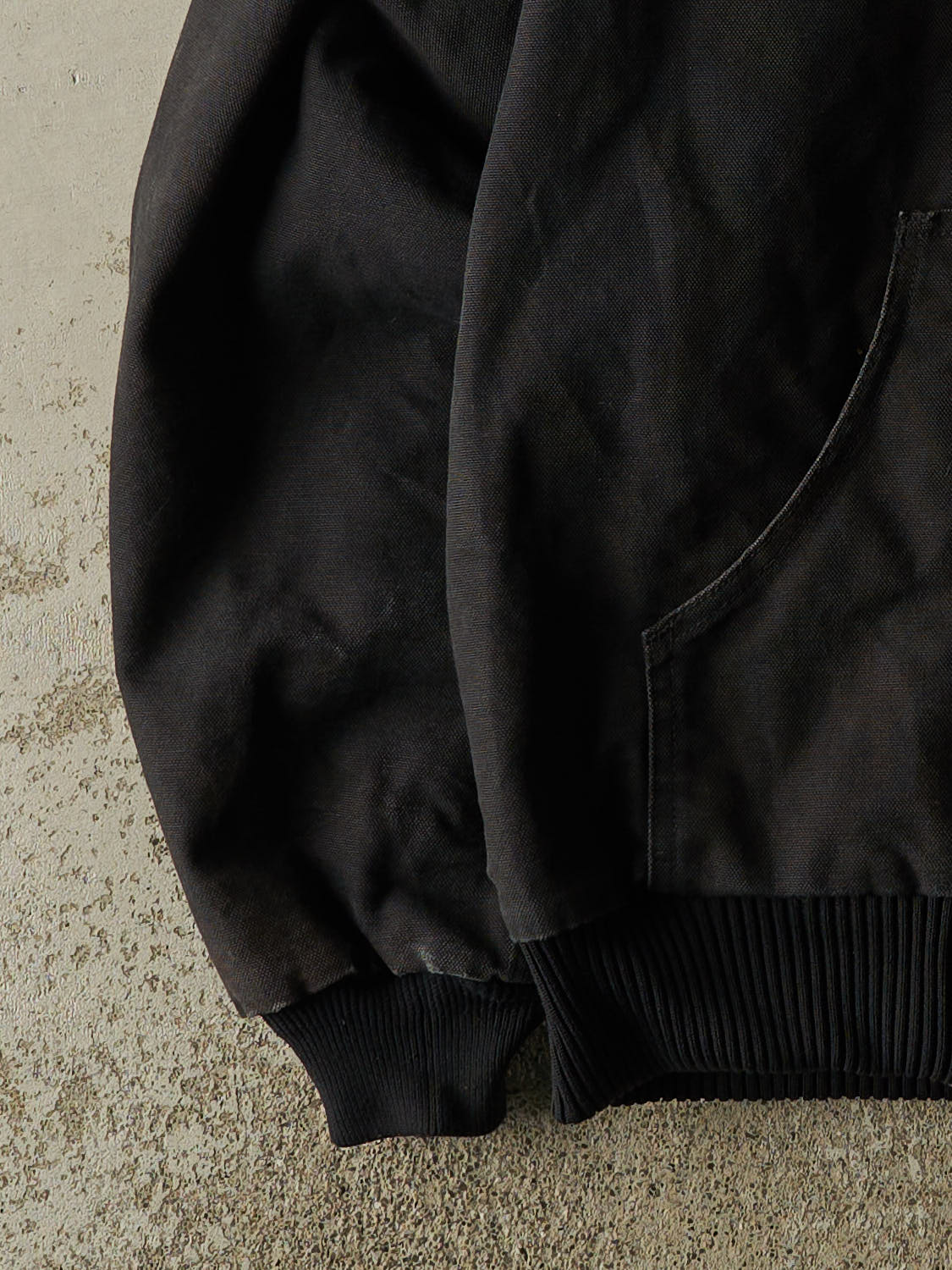 Vintage Y2K Black Carhartt Hooded Active Jacket (M/L)