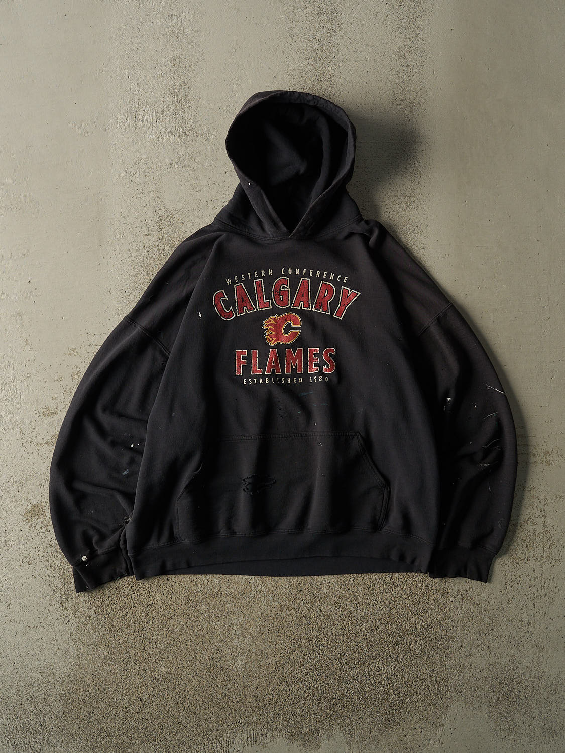 Vintage Y2K Faded Black Calgary Flames Hoodie (XL)