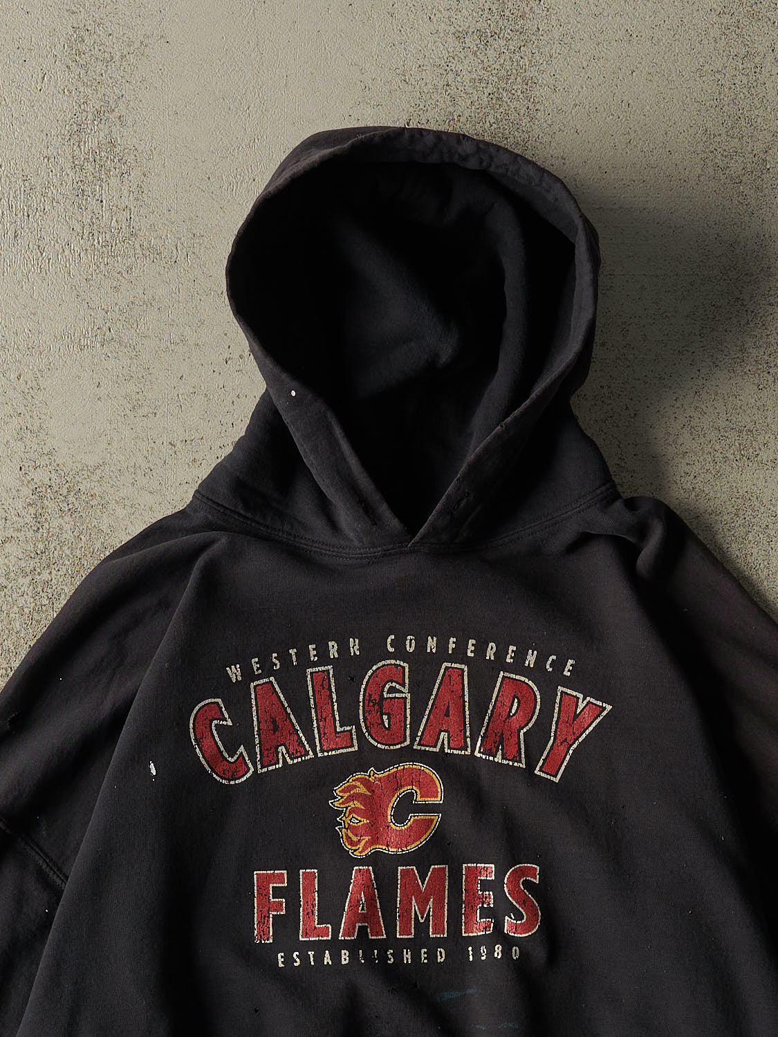 Vintage Y2K Faded Black Calgary Flames Hoodie (XL)
