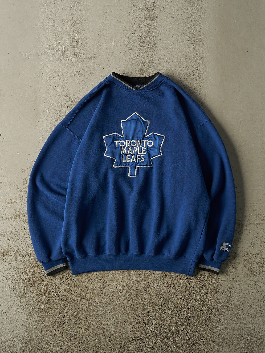 Vintage 90s RARE Blue Toronto Maple Leafs Starter Crewneck (XL)