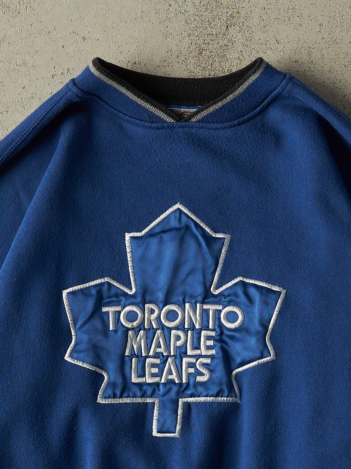 Vintage 90s RARE Blue Toronto Maple Leafs Starter Crewneck (XL)