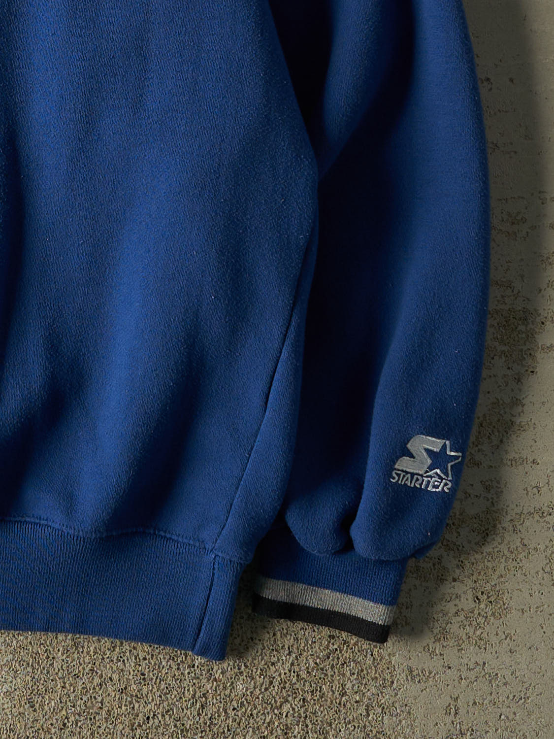 Vintage 90s RARE Blue Toronto Maple Leafs Starter Crewneck (XL)