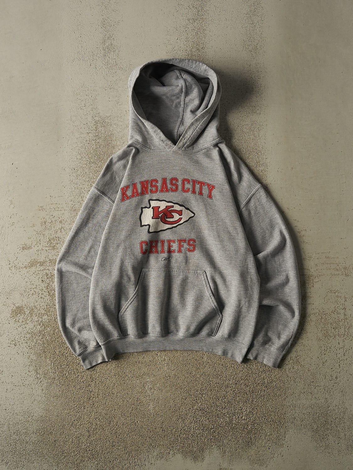 Vintage Y2K Grey Kansas City Chiefs Hoodie (S/M)