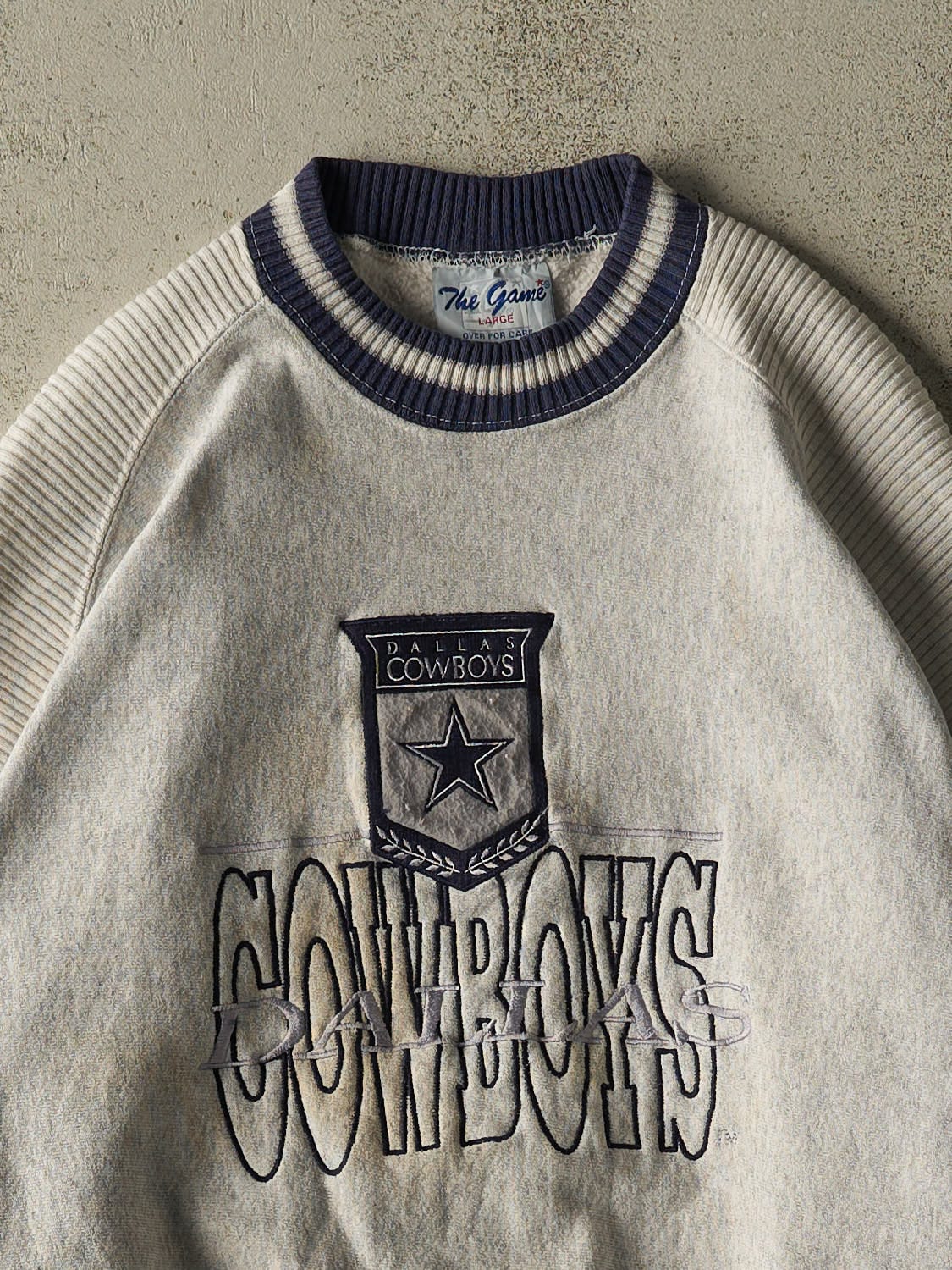 Vintage 90s Grey Dallas Cowboys Embroidered Crewneck (L/XL)
