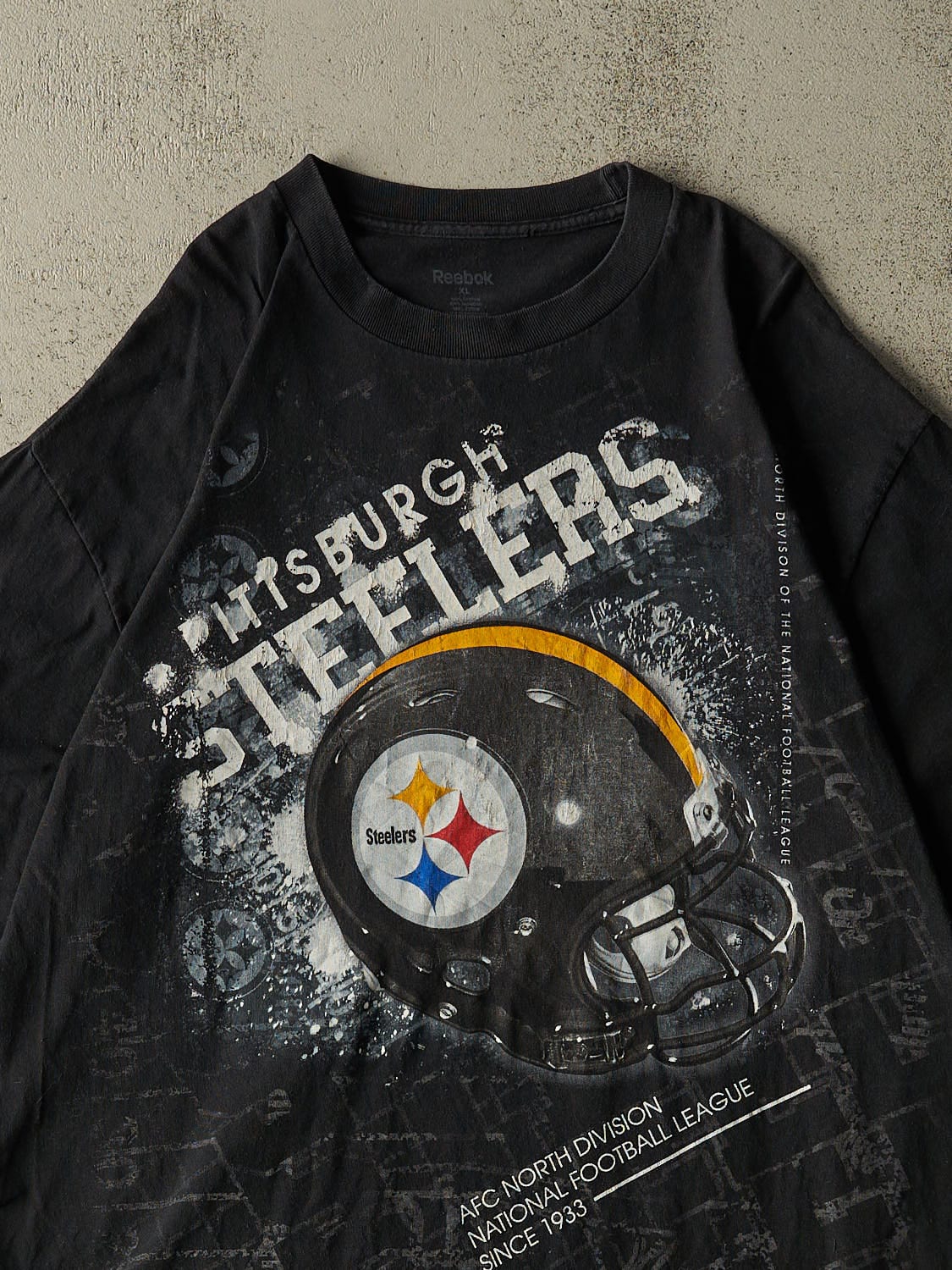 Vintage Y2K Black Pittsburgh Steelers Tee (XL)