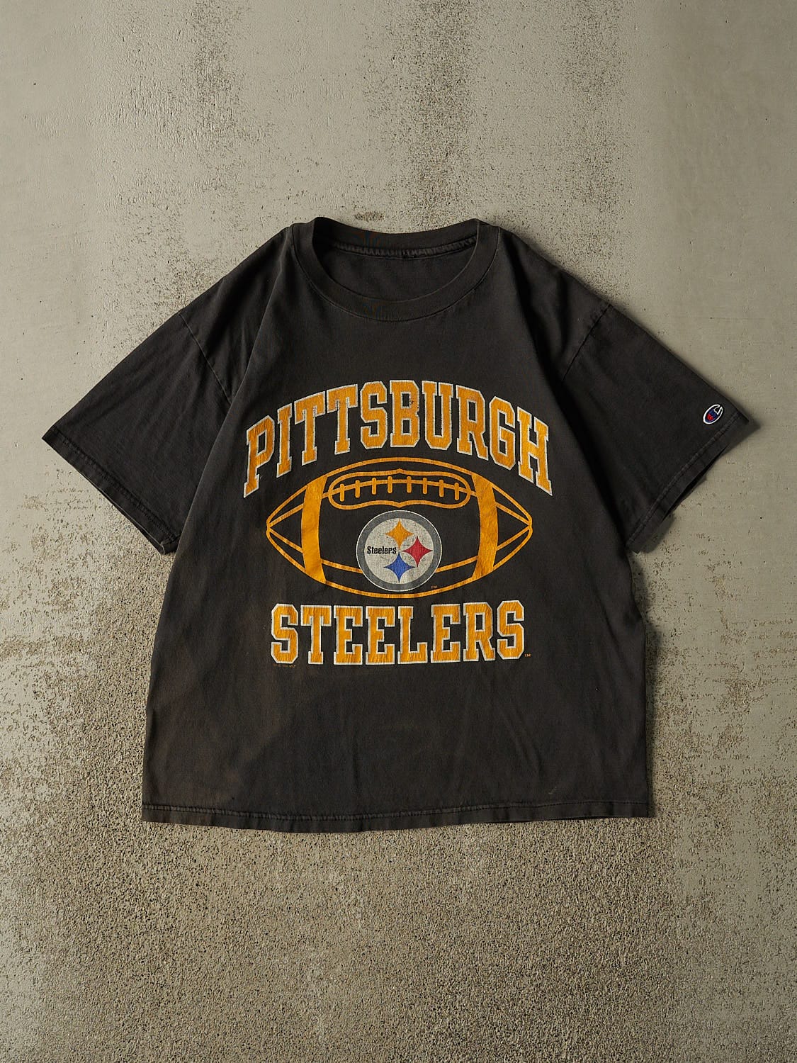 Vintage 96' Sun Faded Black Pittsburgh Steelers Tee (M/L)
