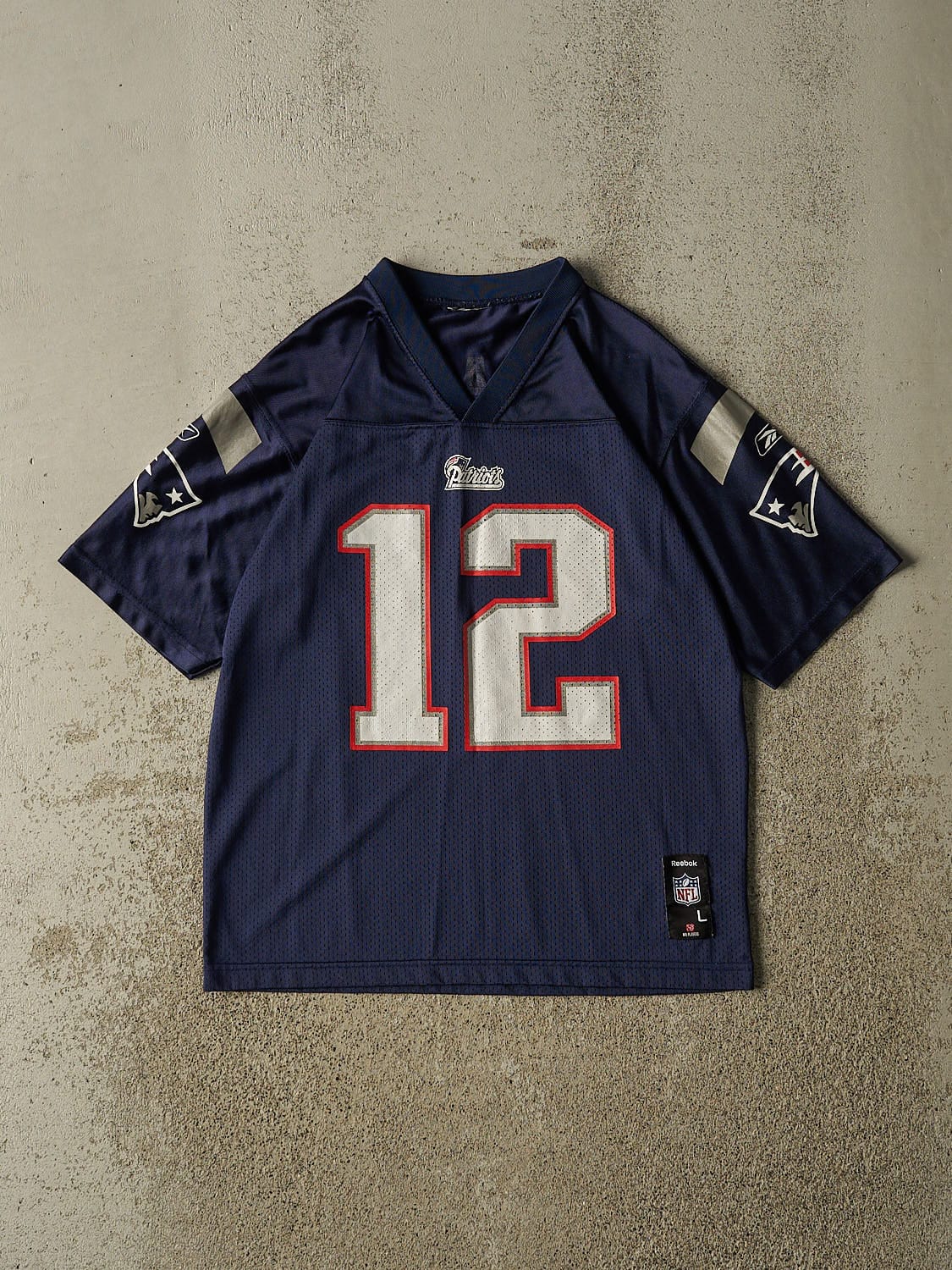 Vintage Y2K Navy Blue New England Patriots #12 Tom Brady Football Jersey (S/M)