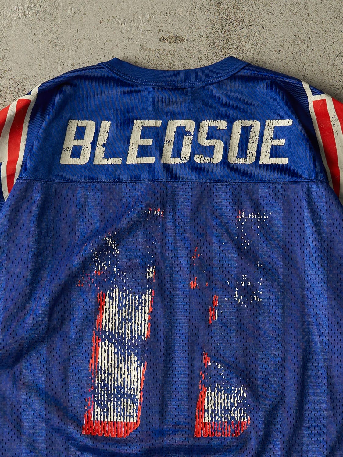 Vintage 90s Blue New England Patriots #11 Bledsoe Cropped Football Jersey (L/XL)