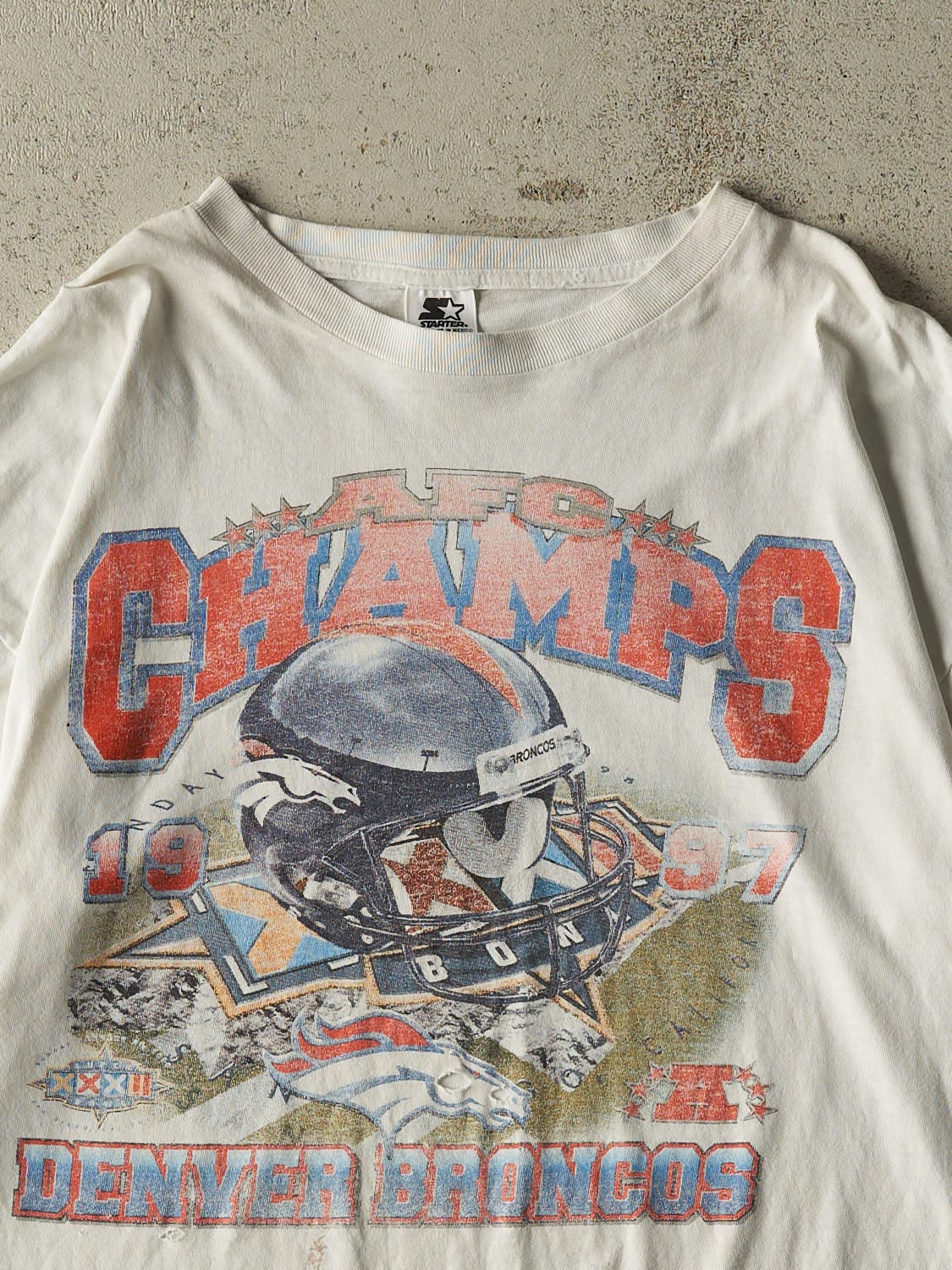 Vintage 97' White Denver Broncos AFC Champions Tee (L/XL)