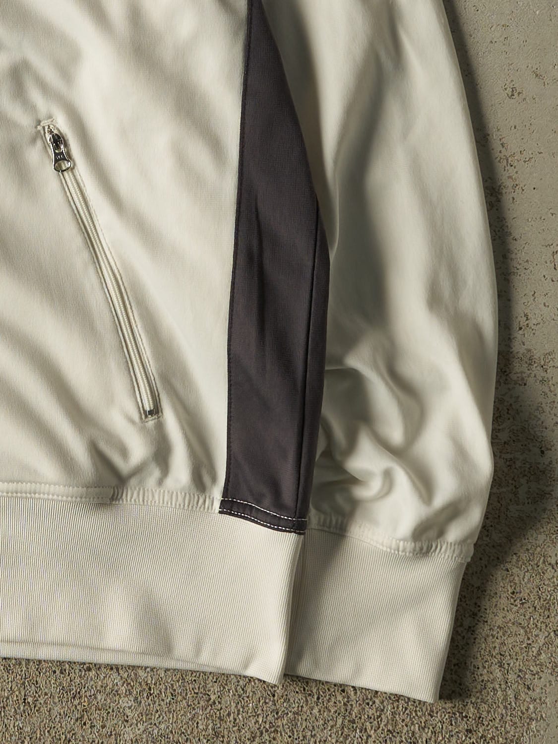 Vintage Y2K White Nike Embroidered Track Sweater (M/L)