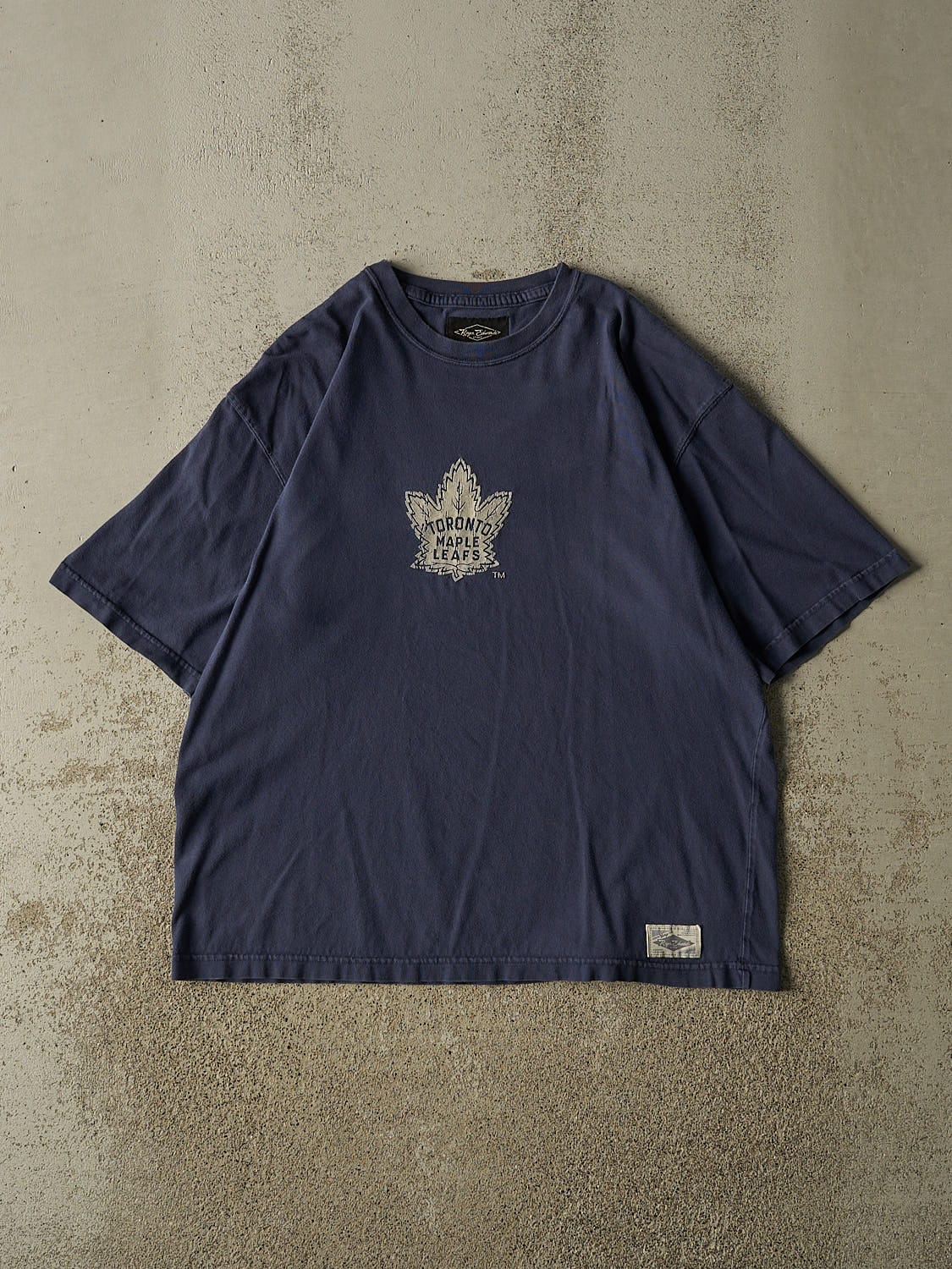 Vintage Y2K Navy Blue Toronto Maple Leafs Tee (L)