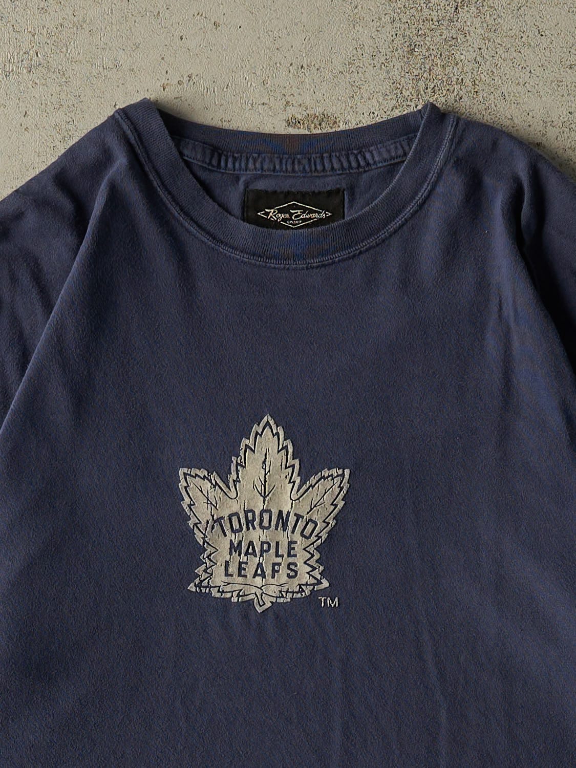 Vintage Y2K Navy Blue Toronto Maple Leafs Tee (L)