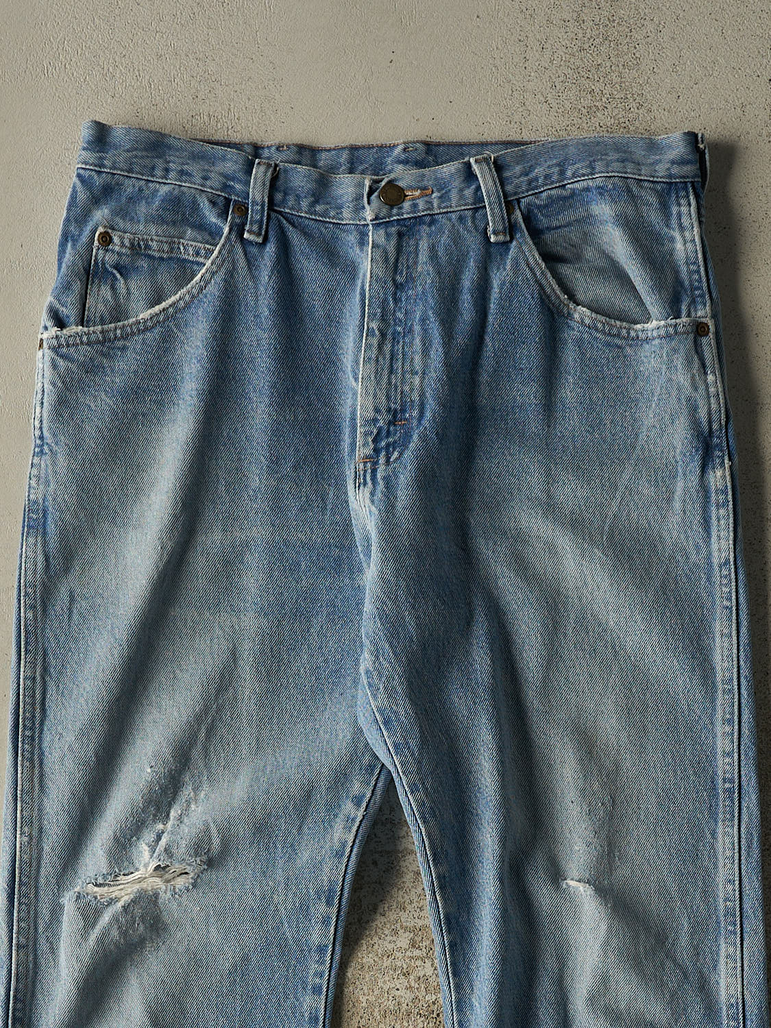 Vintage 90s Mid Wash Wrangler Jeans (34x33.5)