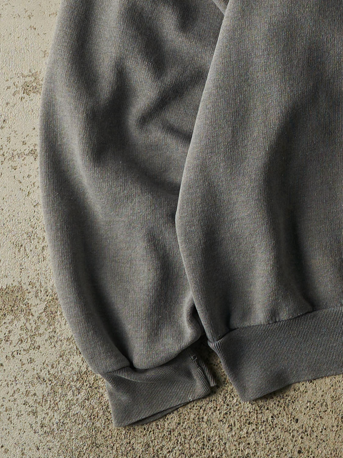 Vintage 90s Grey Spalding Embroidered Crewneck (L/XL)