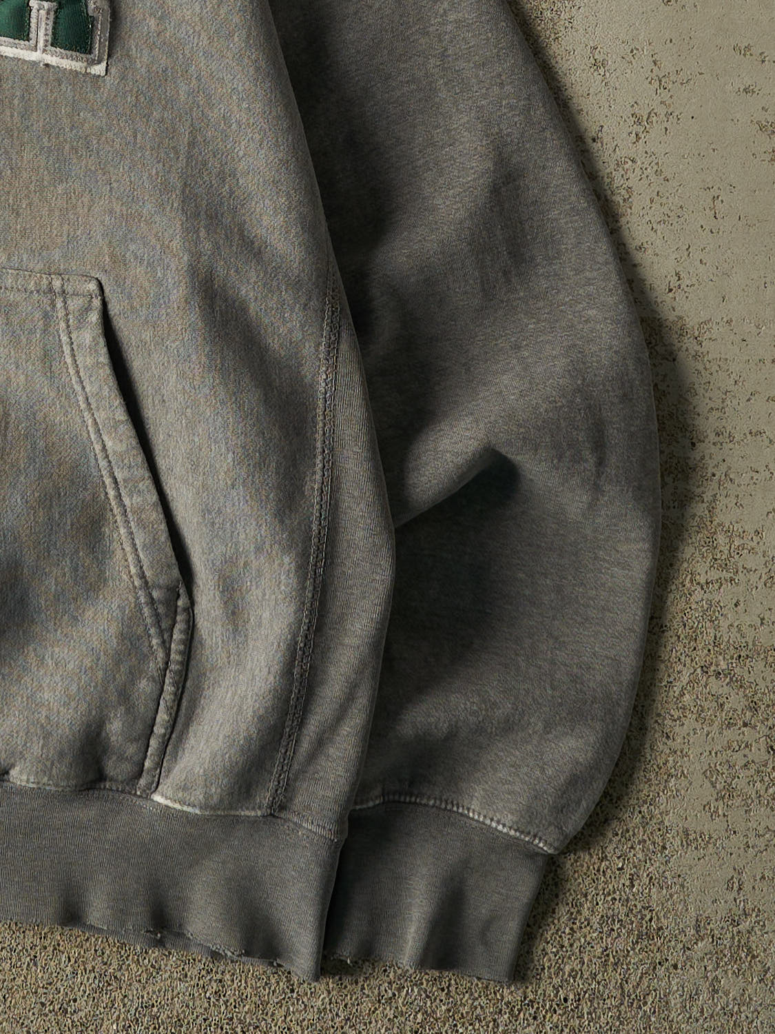 Vintage 90s Grey Montana School of Mines Embroidered Hoodie (L)