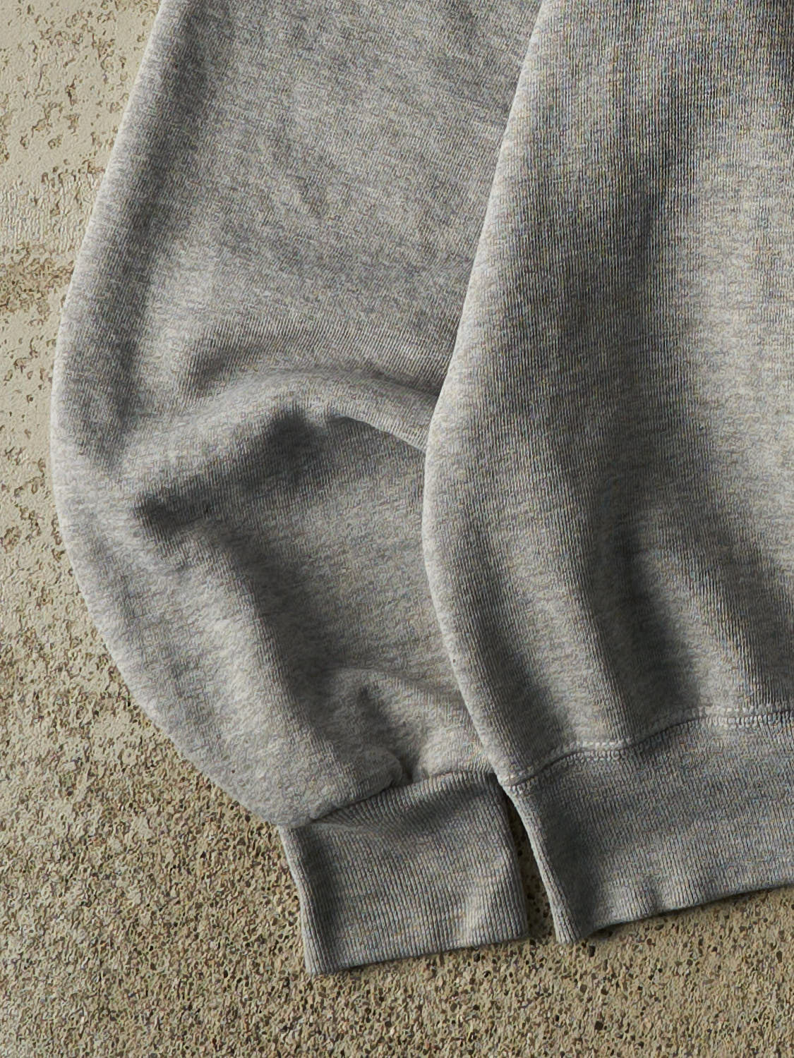 Vintage 90s Grey Russell Athletic University of Nevada Wolf Pack Crewneck (M/L)
