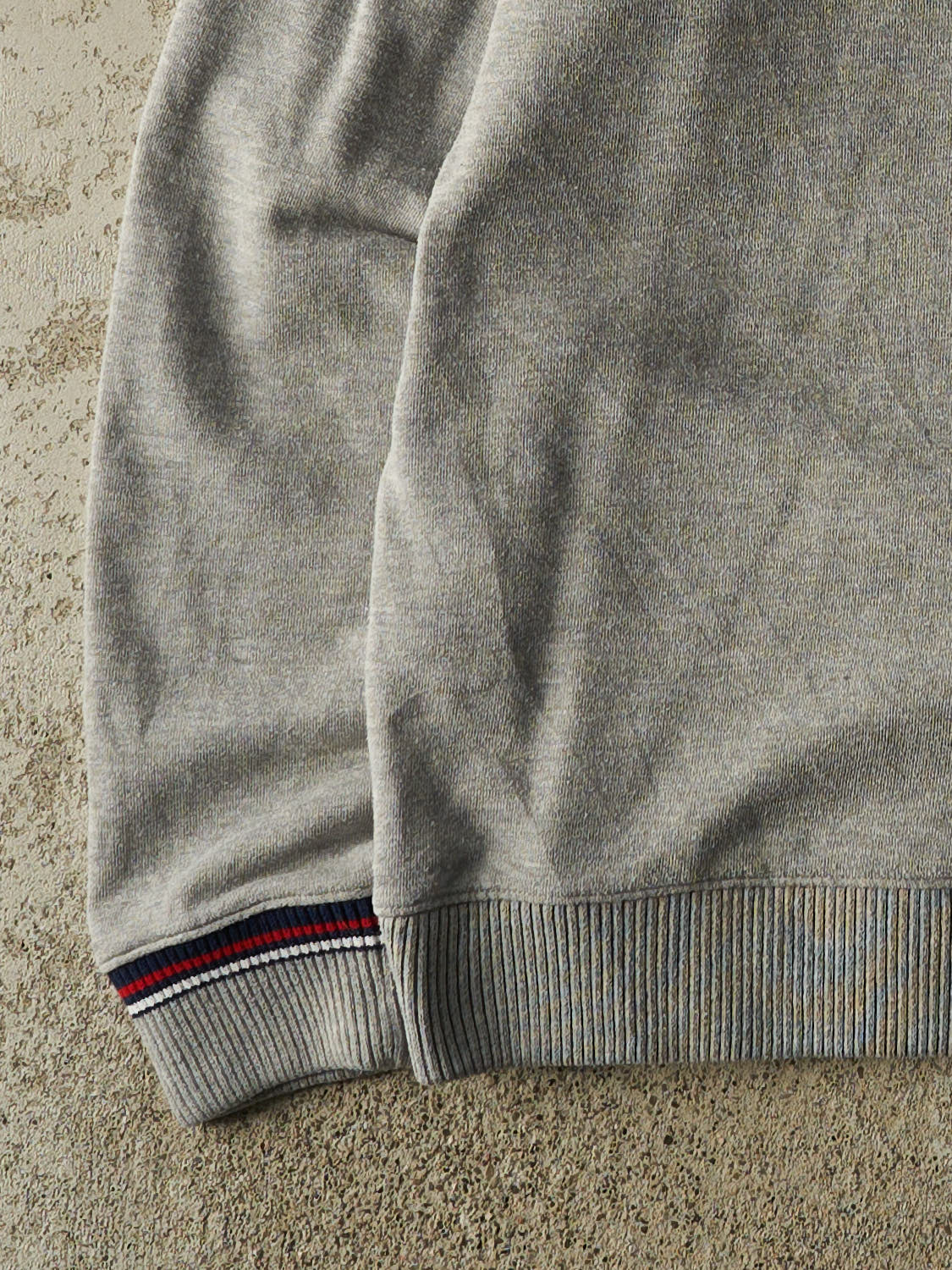 Vintage Y2K Grey Fila Embroidered Crewneck (M)