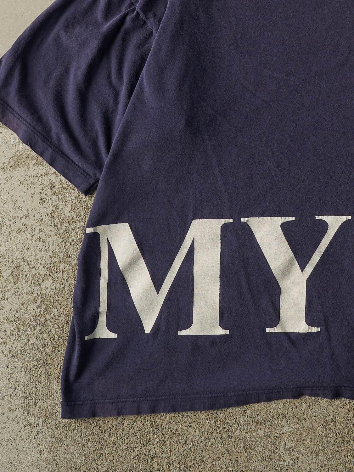 Vintage 90s Navy Blue Tommy Hilfiger Wrap Around Logo Tee (L/XL)