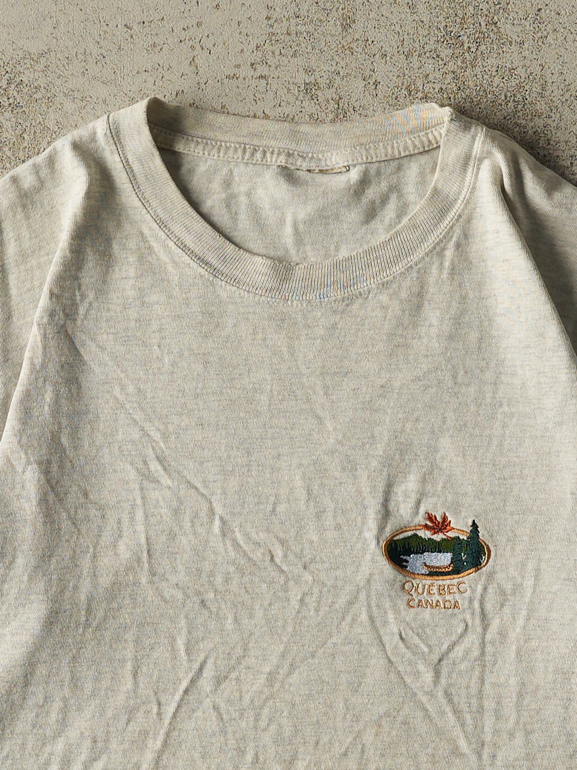 Vintage 90s Heather Grey Quebec Embroidered Tee (M)