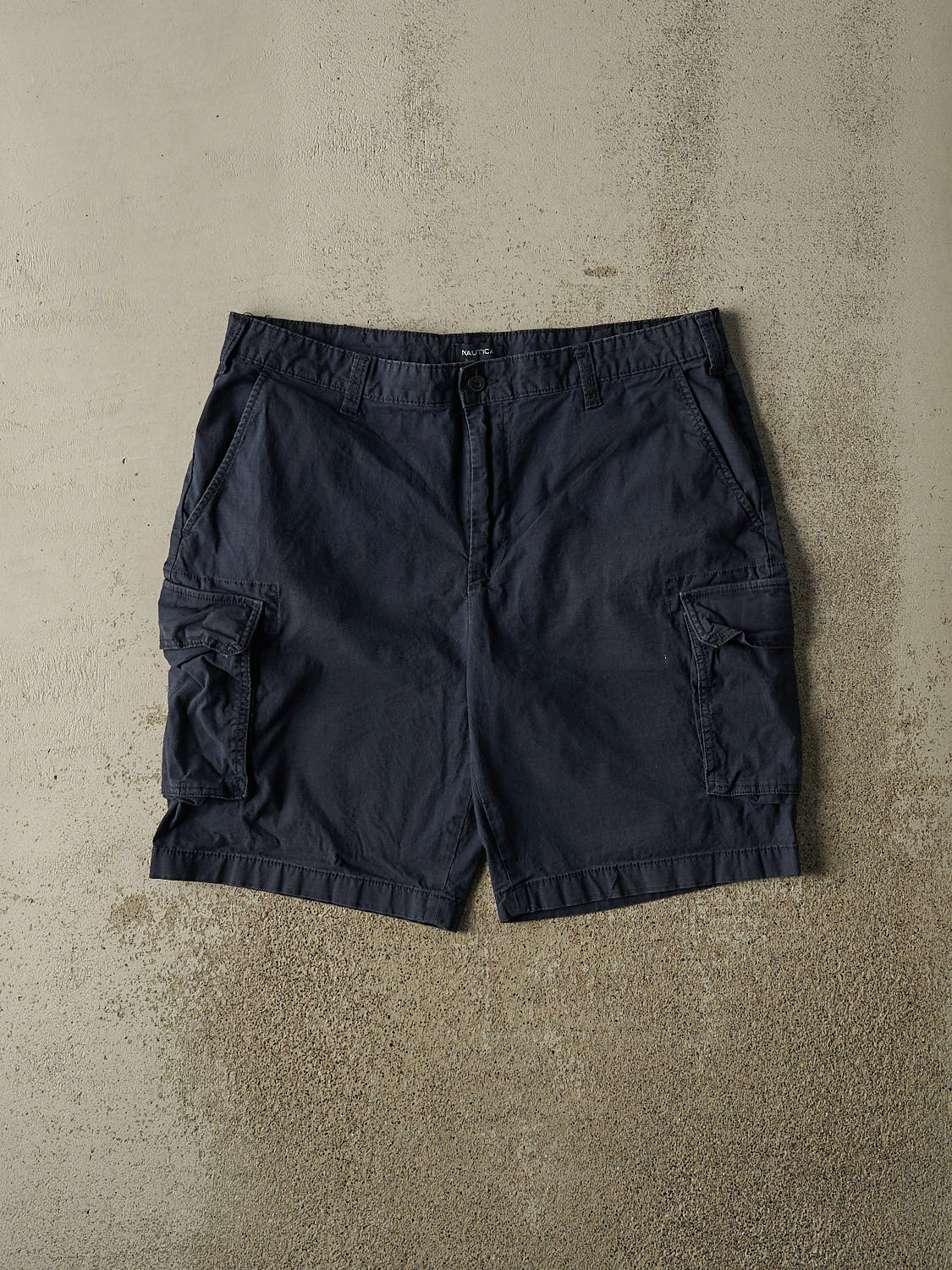 Vintage Y2K Navy Blue Nautica Cargo Shorts (37x10)