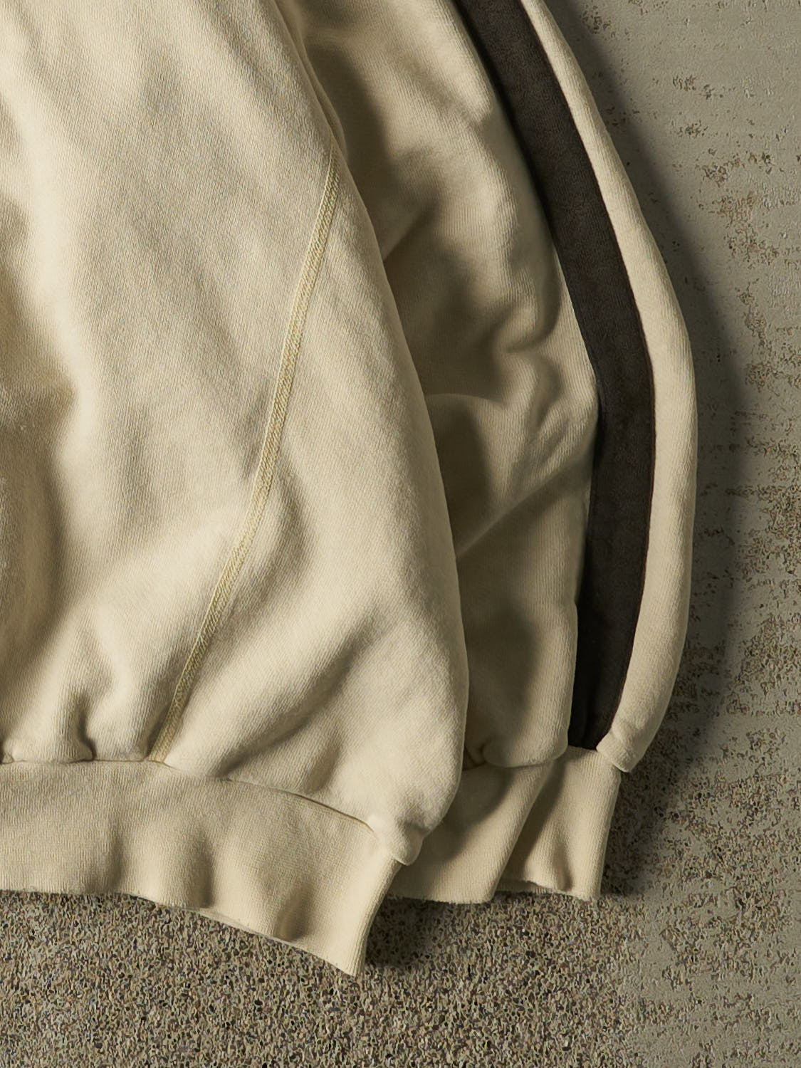 Vintage 90s Beige Wind River Embroidered Quarter Zip (M/L)