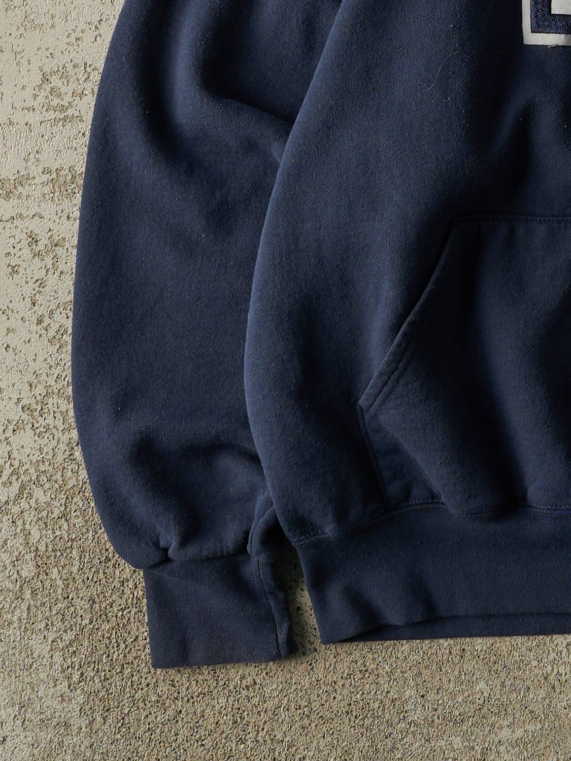 Vintage Y2K Navy Blue University of Arizona Embroidered Hoodie (M)