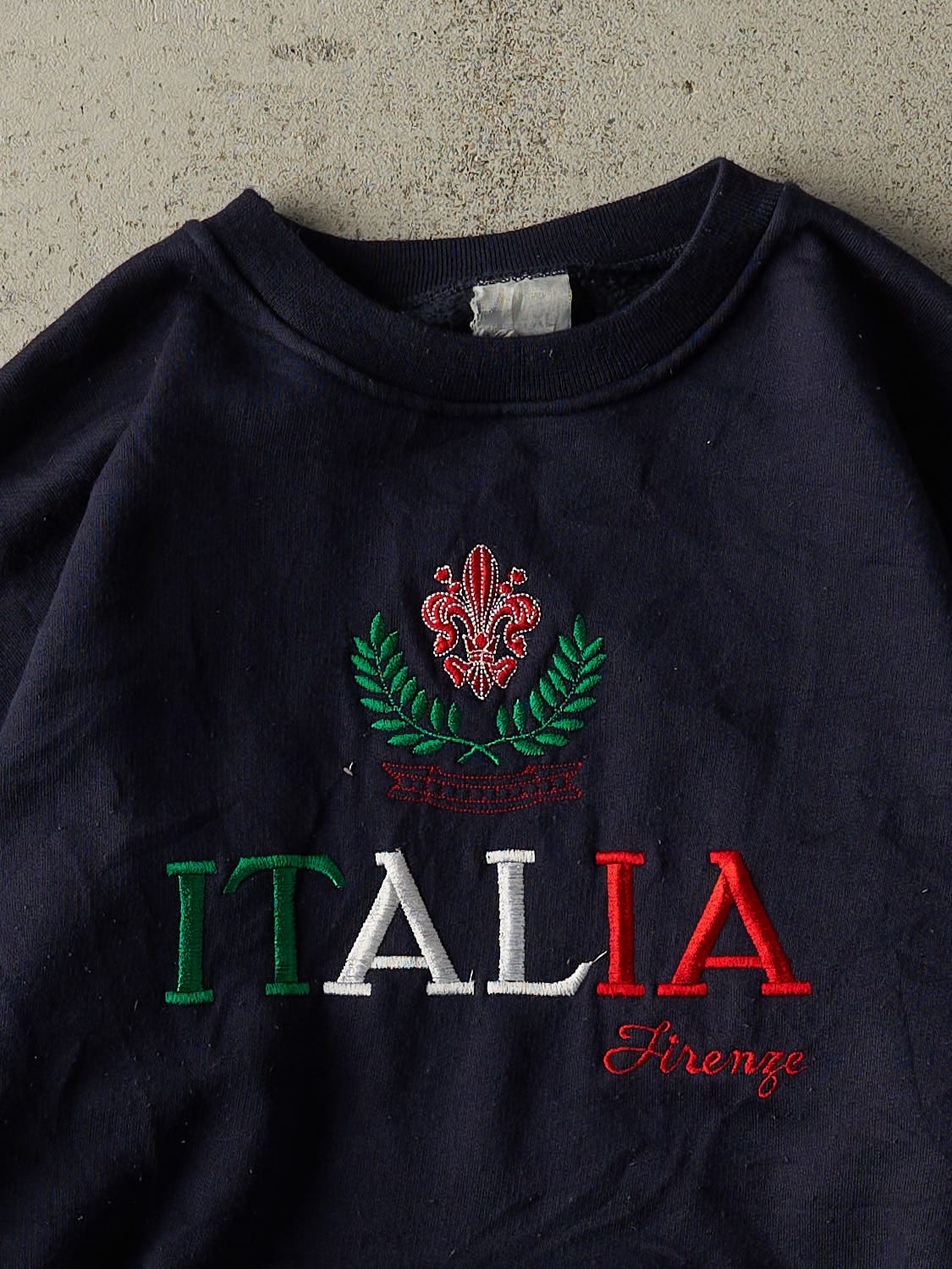 Vintage 90s Navy Blue Italia Embroidered Crewneck (M)